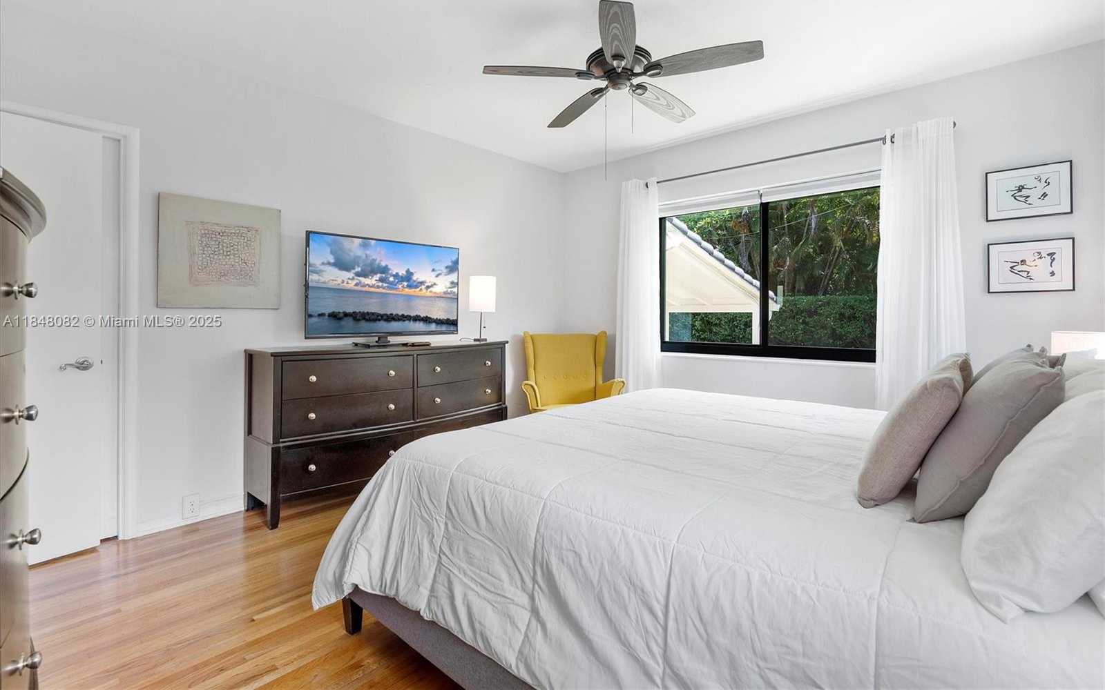 Small Image of 10551 NORTH EAST 3RD AVE, Miami Shores Number 45