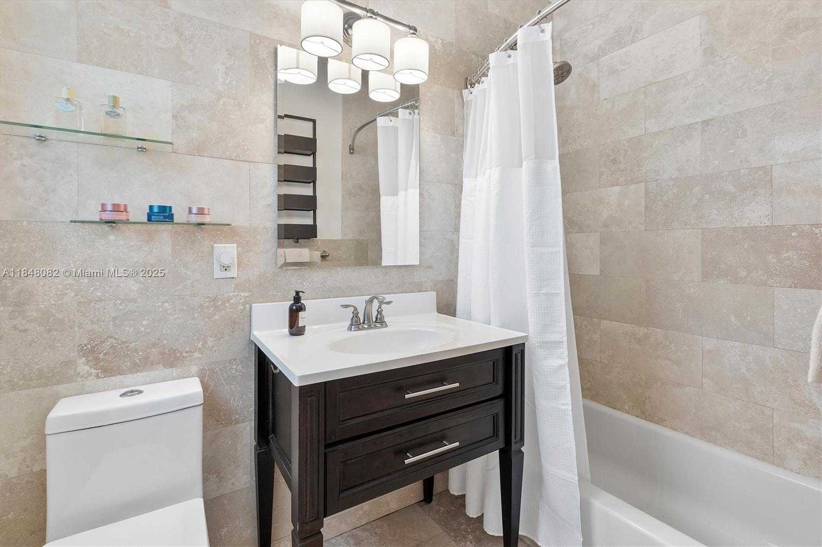 Small Image of 10551 NORTH EAST 3RD AVE, Miami Shores Number 47