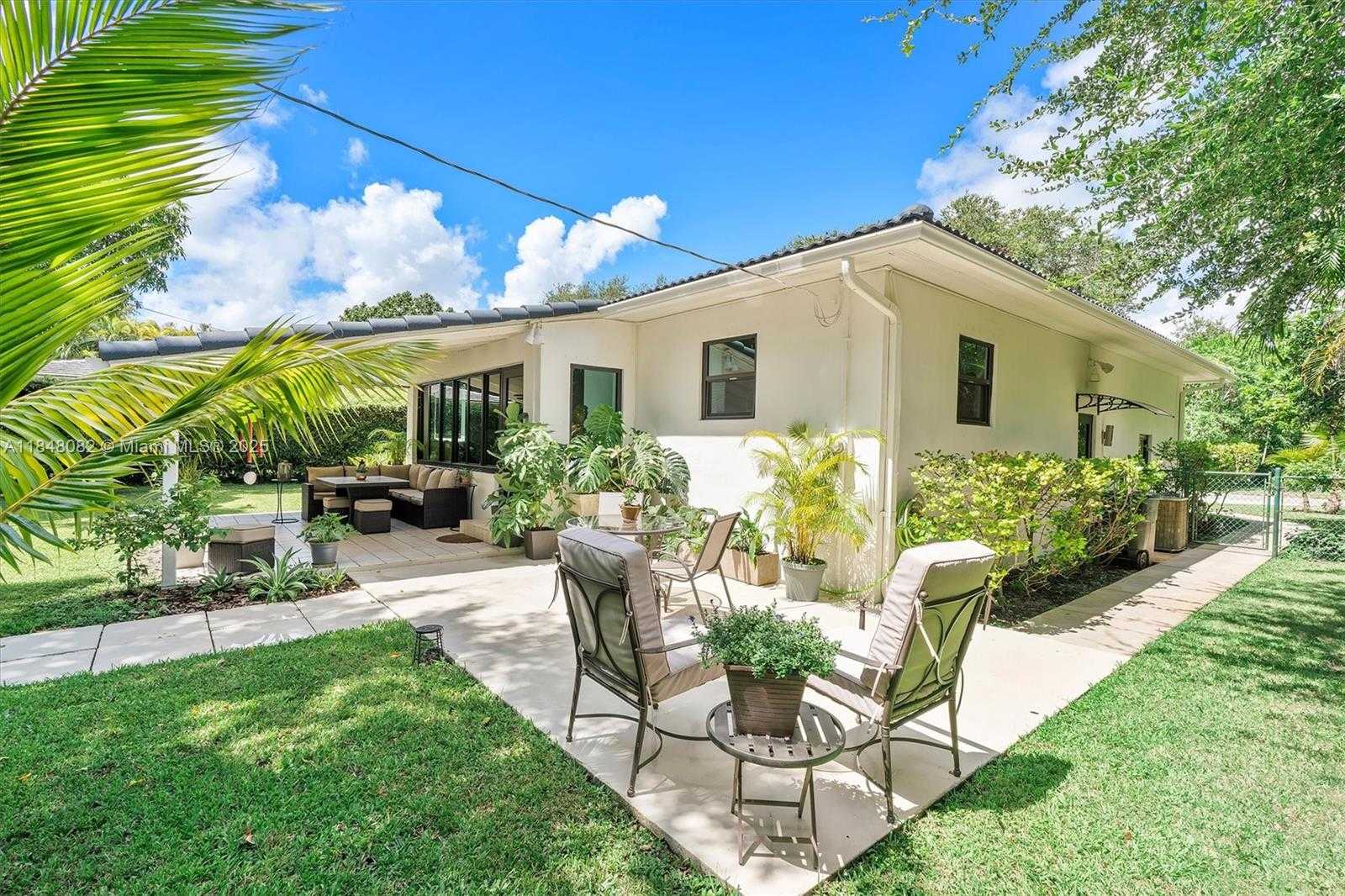 Small Image of 10551 NORTH EAST 3RD AVE, Miami Shores Number 55