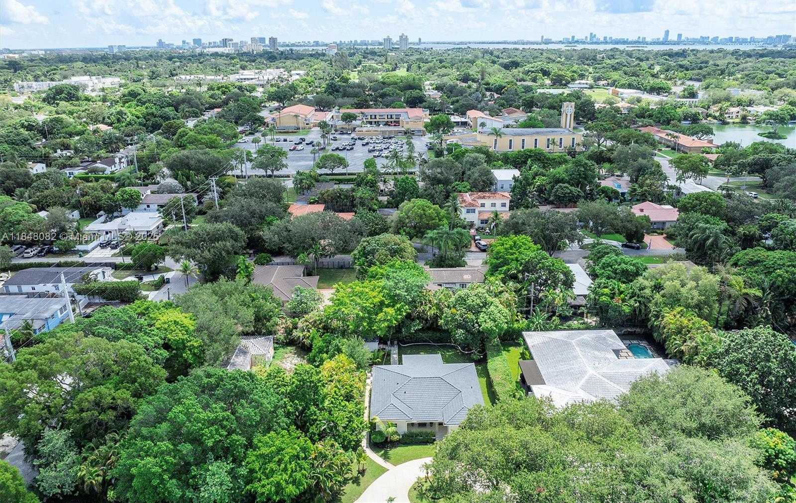 Small Image of 10551 NORTH EAST 3RD AVE, Miami Shores Number 62