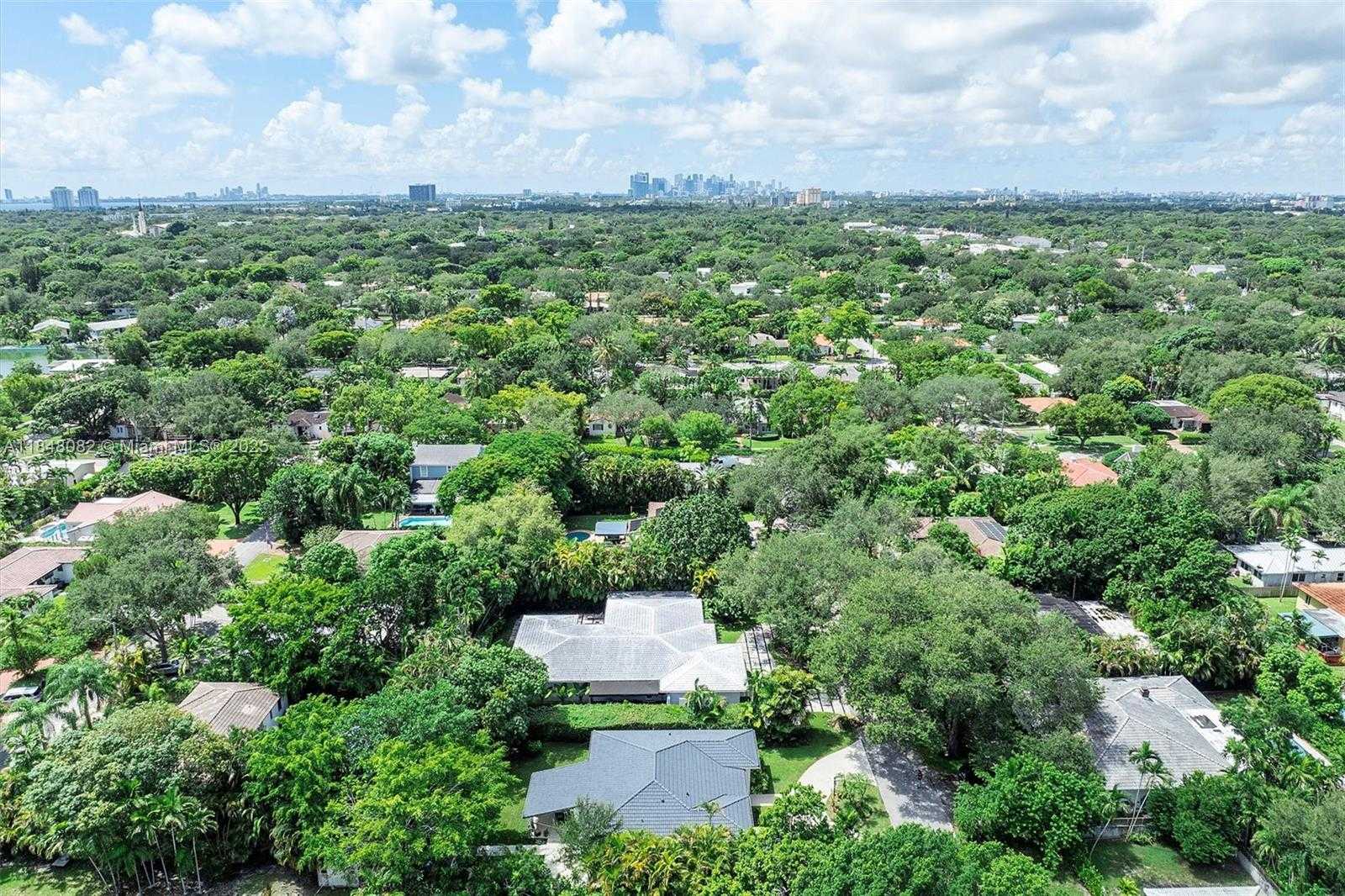 Small Image of 10551 NORTH EAST 3RD AVE, Miami Shores Number 63