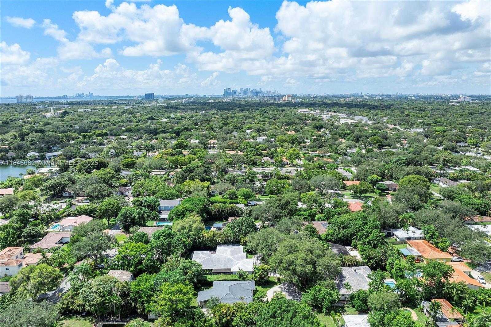 Small Image of 10551 NORTH EAST 3RD AVE, Miami Shores Number 78