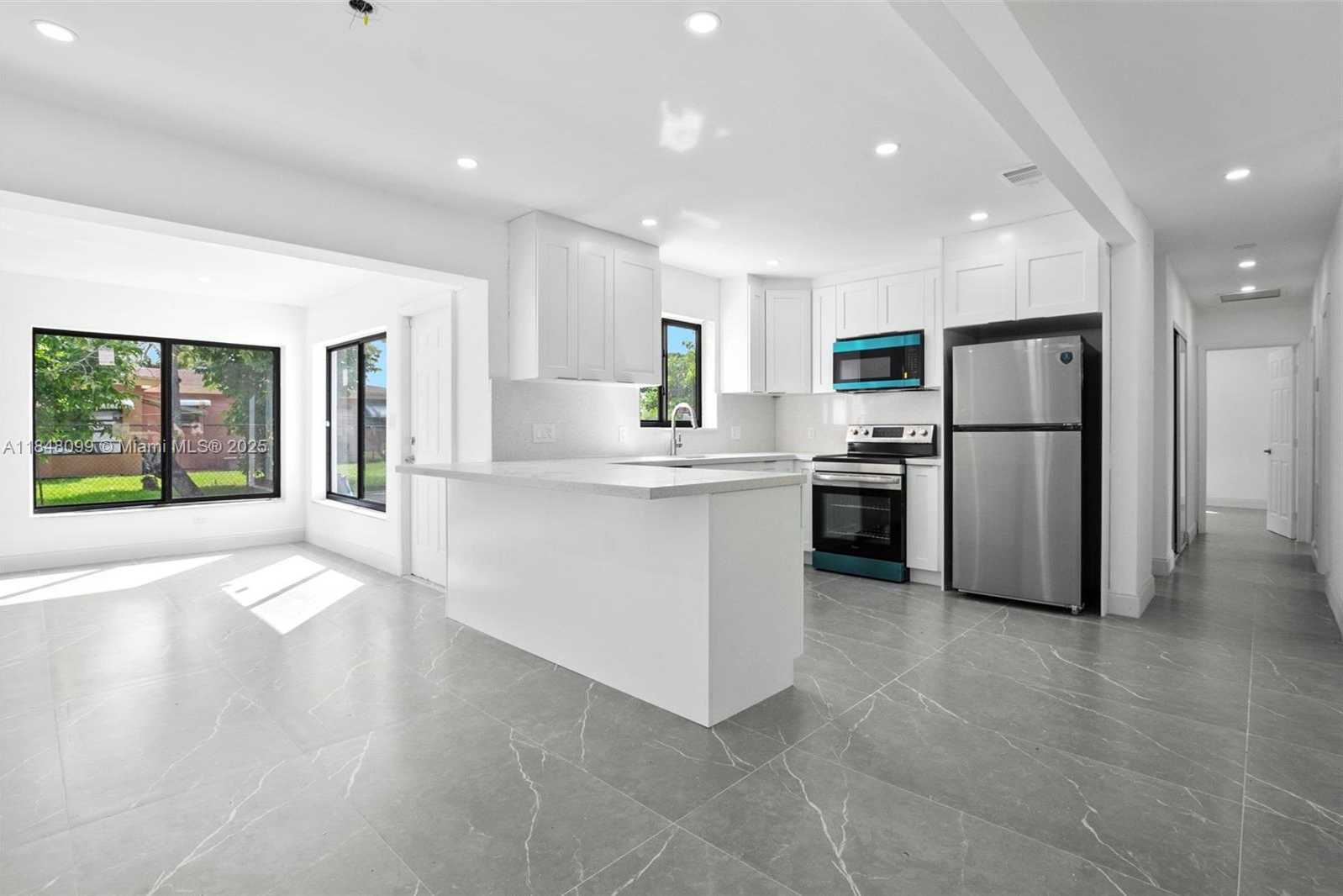 Small Image of 1136 TENNESSEE AVE, Fort Lauderdale Number 14