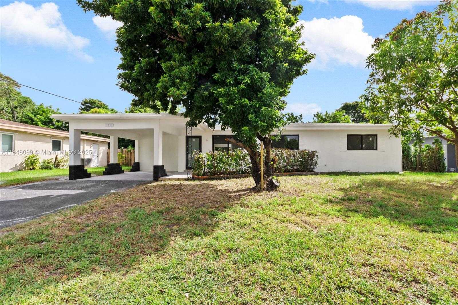 Small Image of 1136 TENNESSEE AVE, Fort Lauderdale Number 4