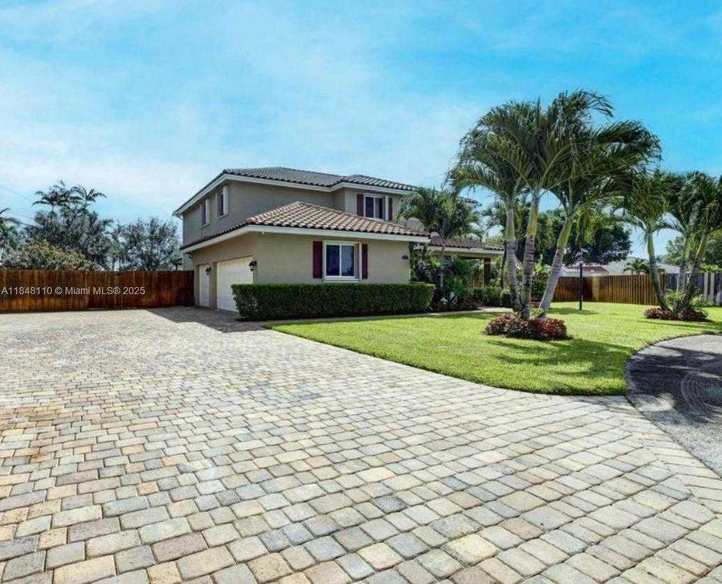 Small Image of 2237 NORTH WEST 15TH PL, Homestead Number 2