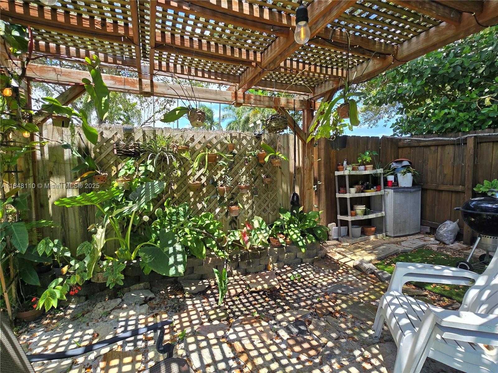 Small Image of 2237 NORTH WEST 15TH PL, Homestead Number 8