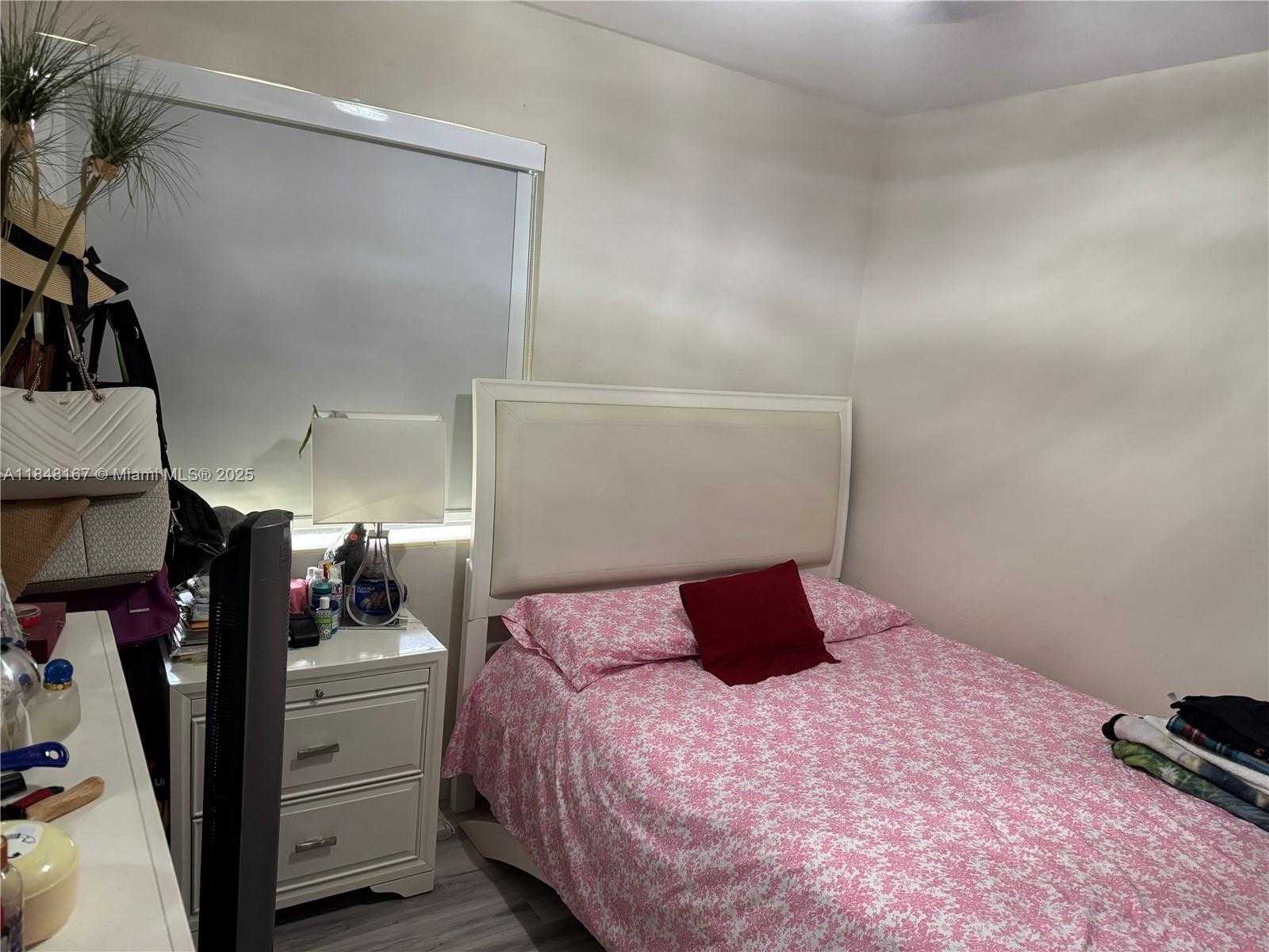 Small Image of 52 EAST 50TH PL, Hialeah Number 18