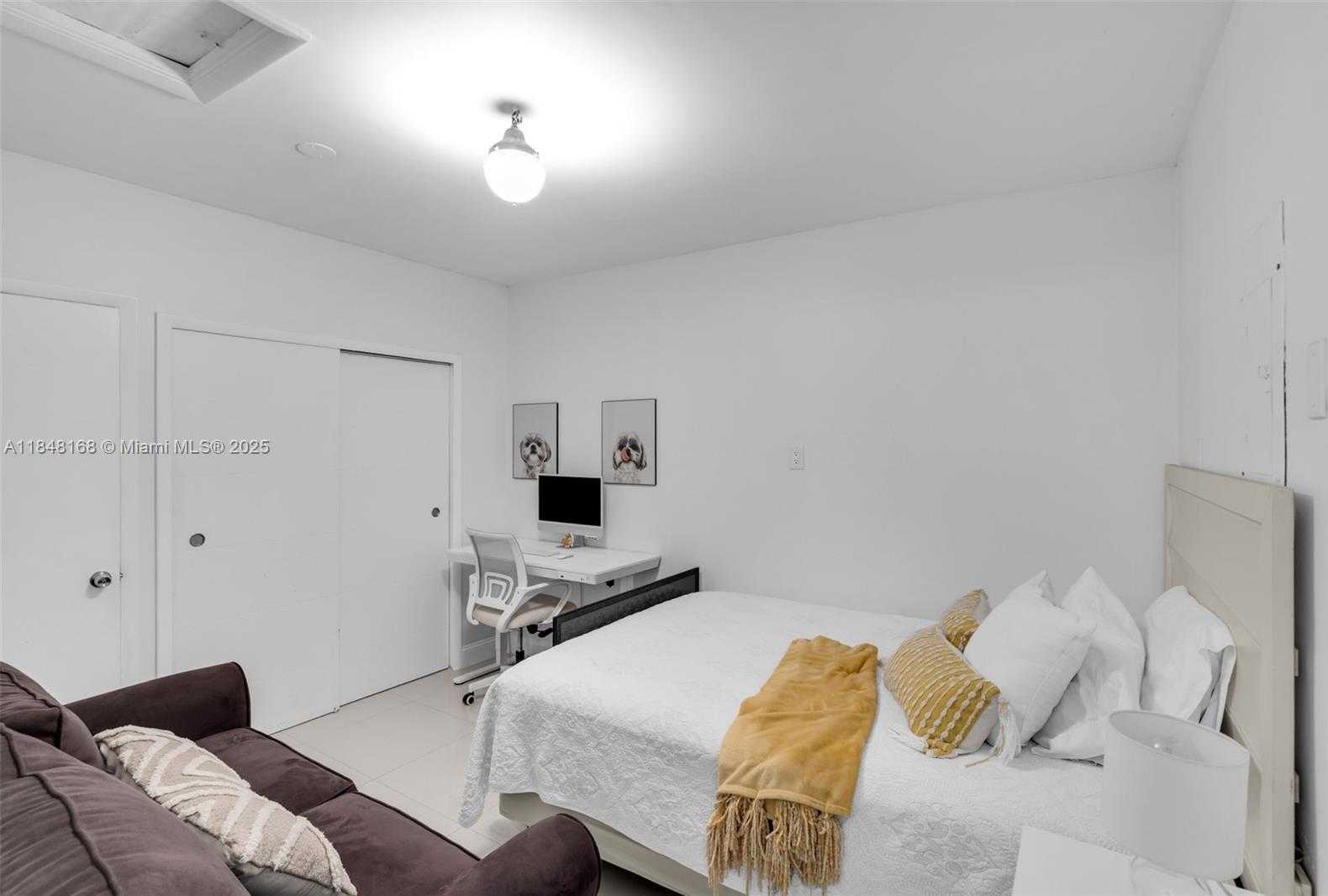 Small Image of 13564 SOUTH WEST 108TH ST CIR N, Miami Number 20