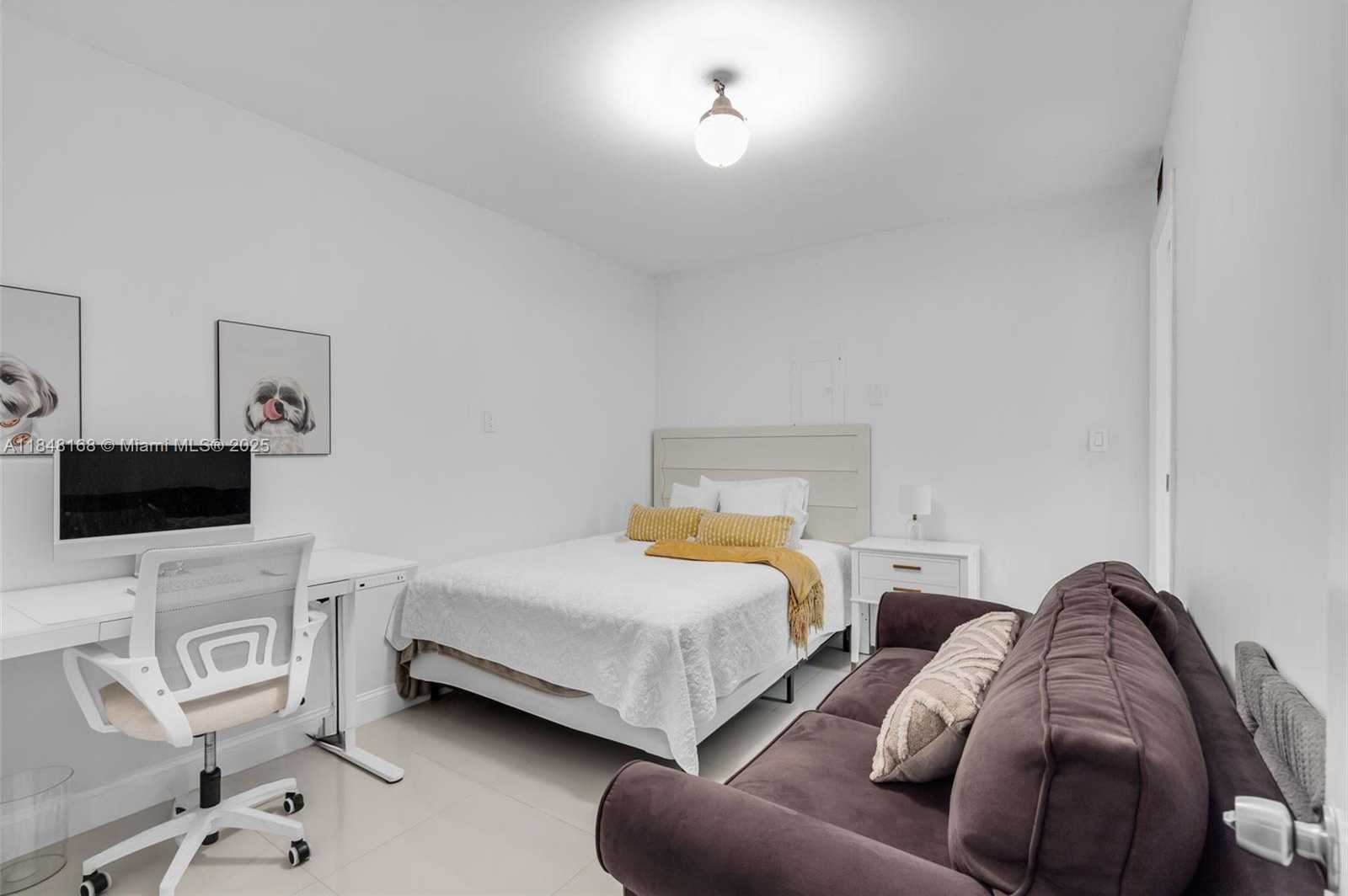 Small Image of 13564 SOUTH WEST 108TH ST CIR N, Miami Number 21