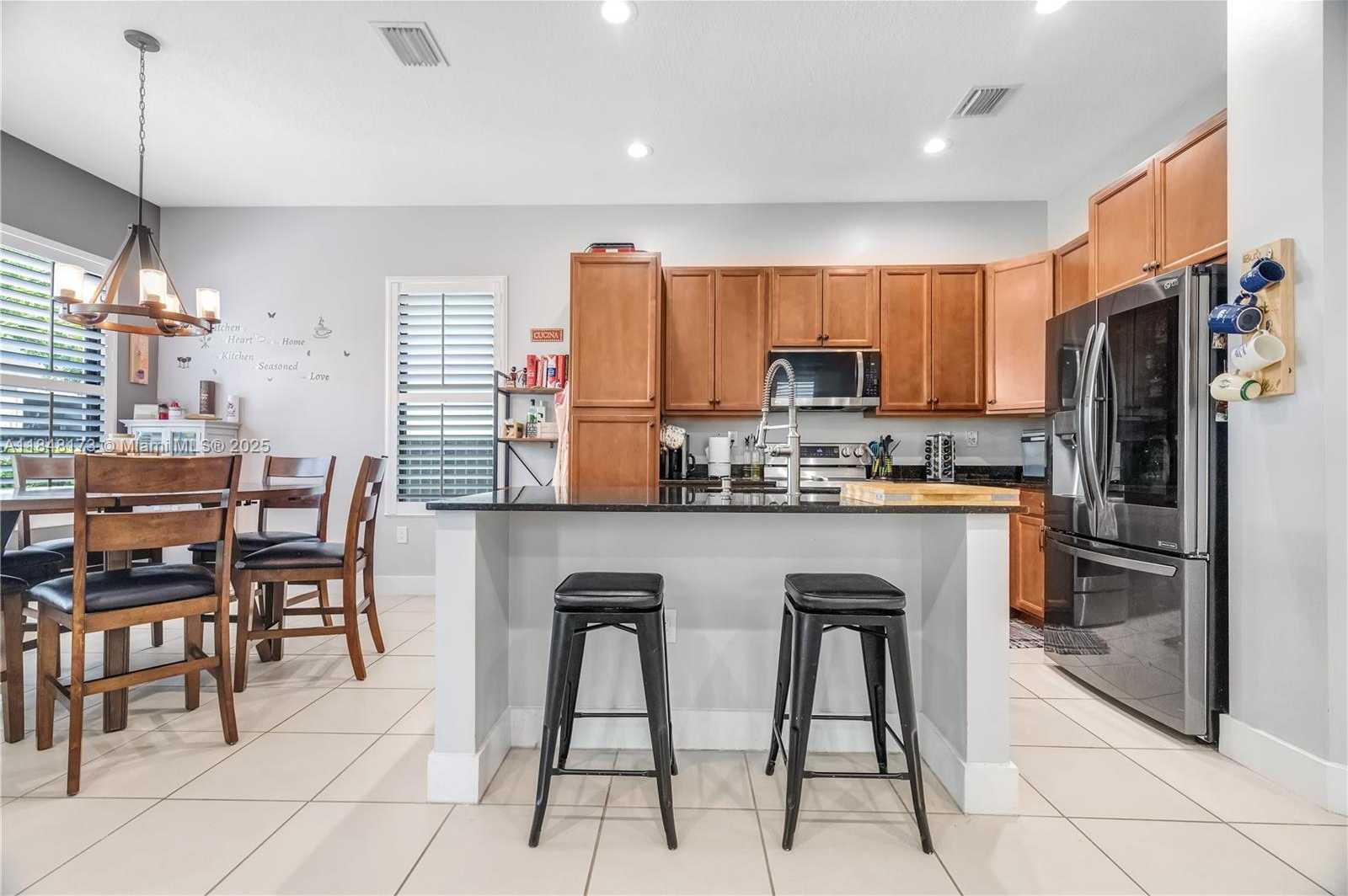 Small Image of 3345 WEST 95TH TER, Hialeah Number 19