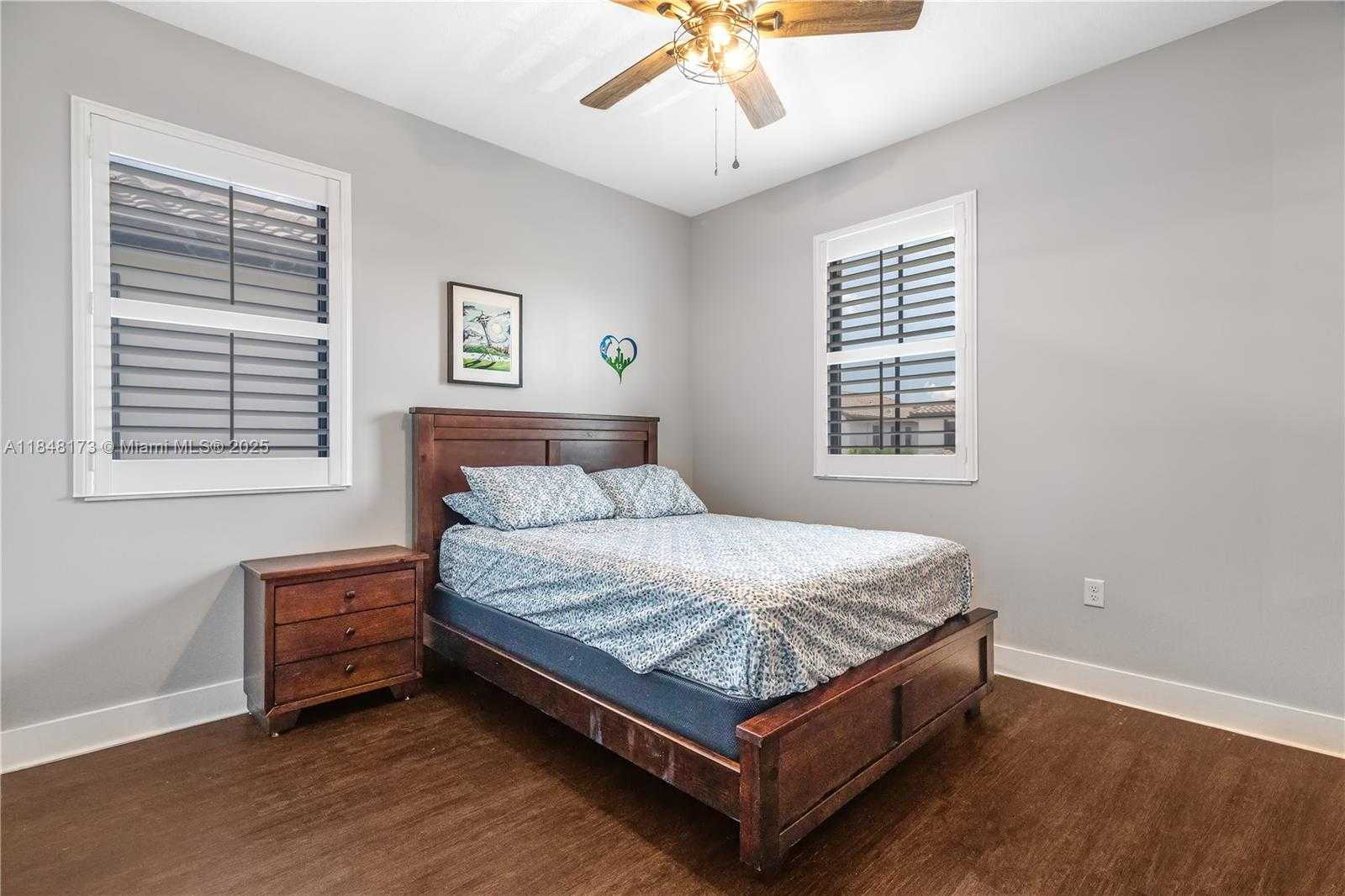 Small Image of 3345 WEST 95TH TER, Hialeah Number 22