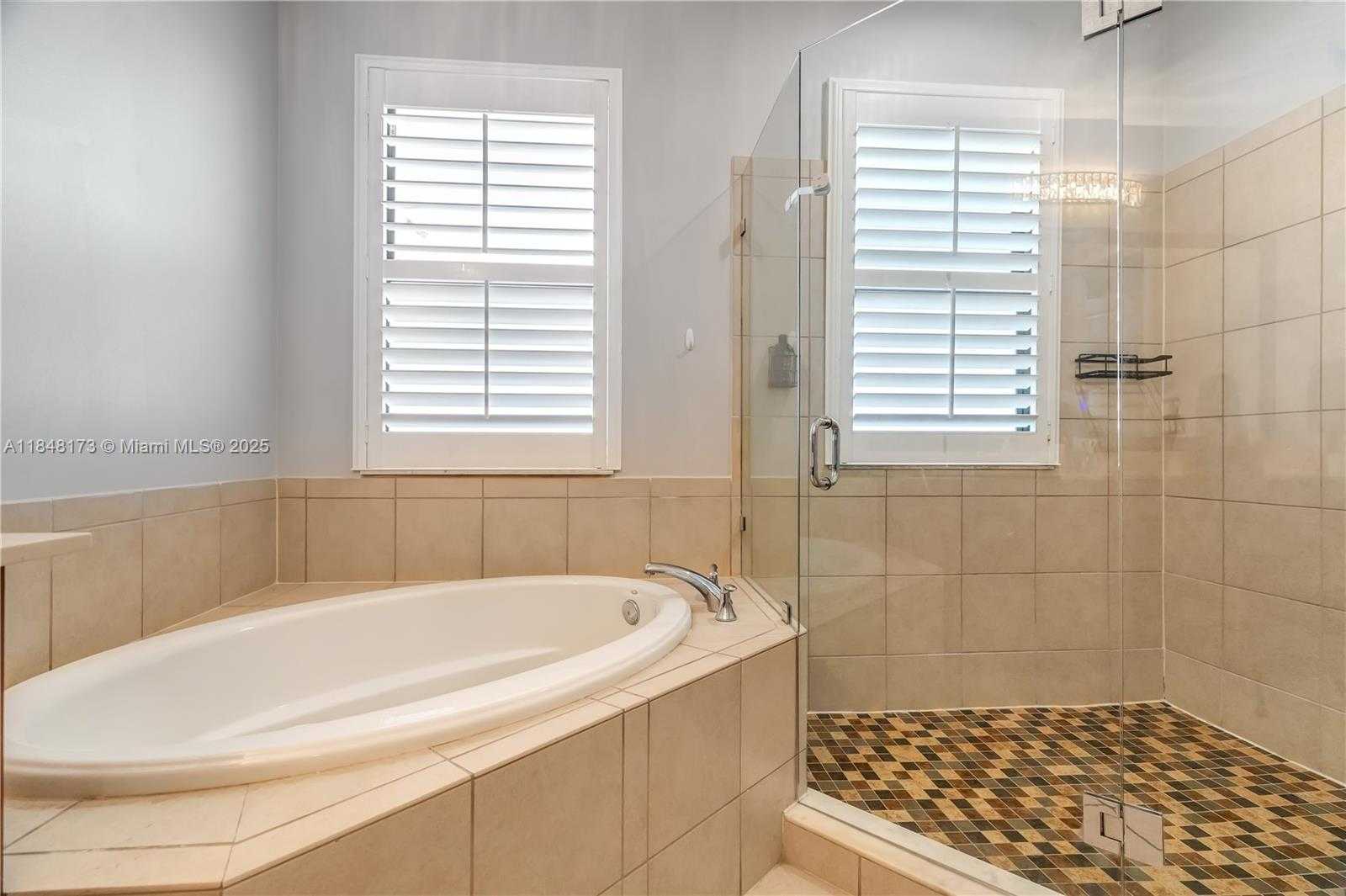 Small Image of 3345 WEST 95TH TER, Hialeah Number 36