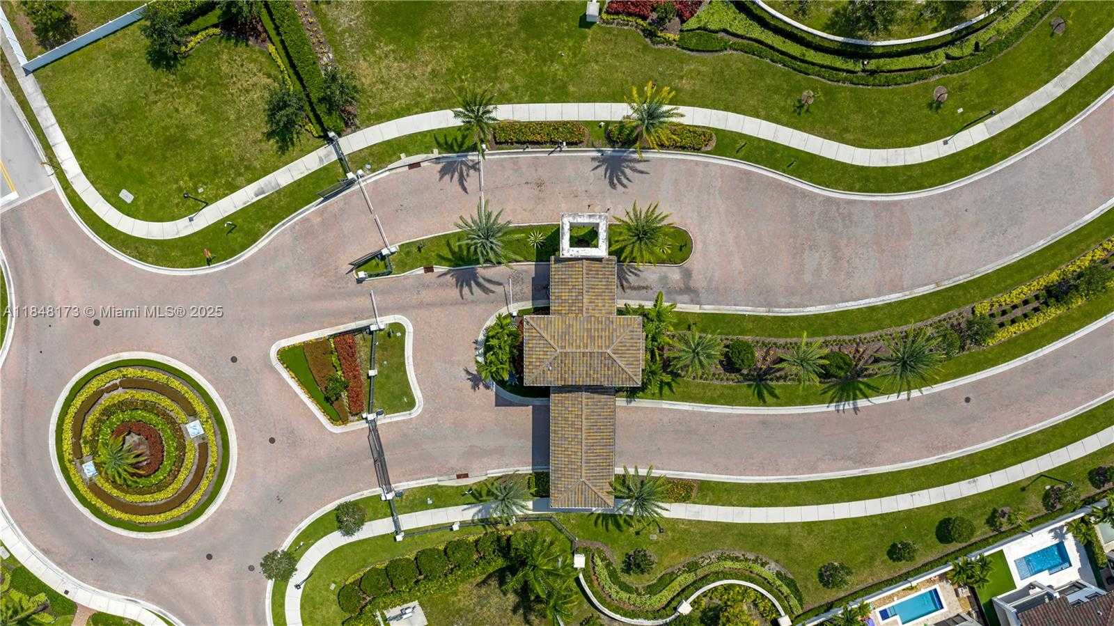 Small Image of 3345 WEST 95TH TER, Hialeah Number 56