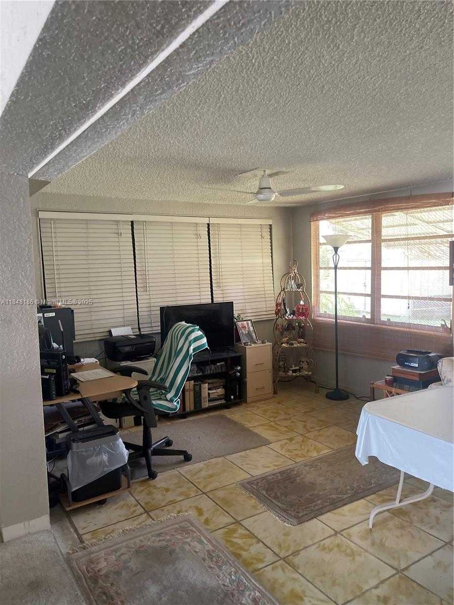 Small Image of 2730 NORTH EAST 8TH ST, Pompano Beach Number 11