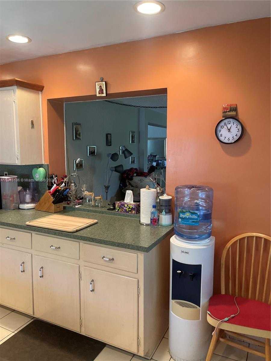 Small Image of 2730 NORTH EAST 8TH ST, Pompano Beach Number 15
