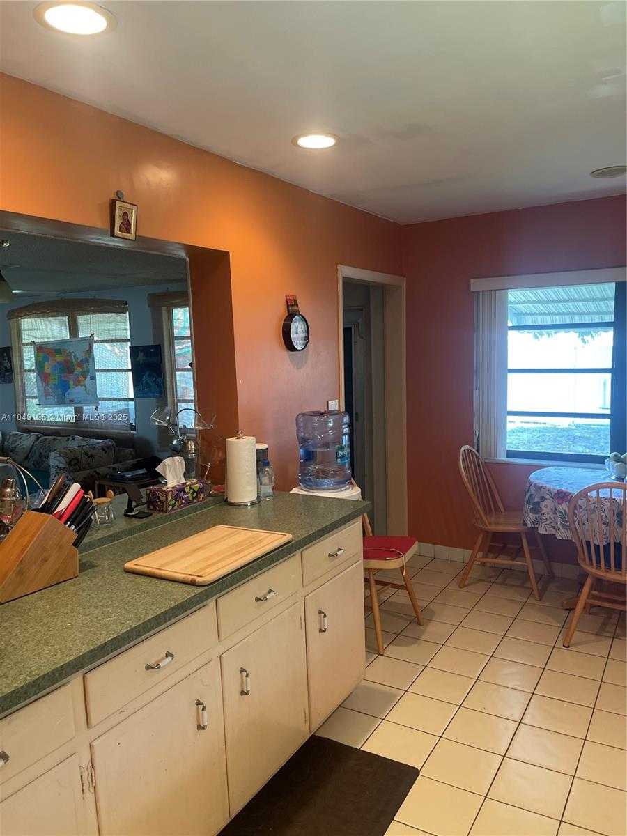 Small Image of 2730 NORTH EAST 8TH ST, Pompano Beach Number 16