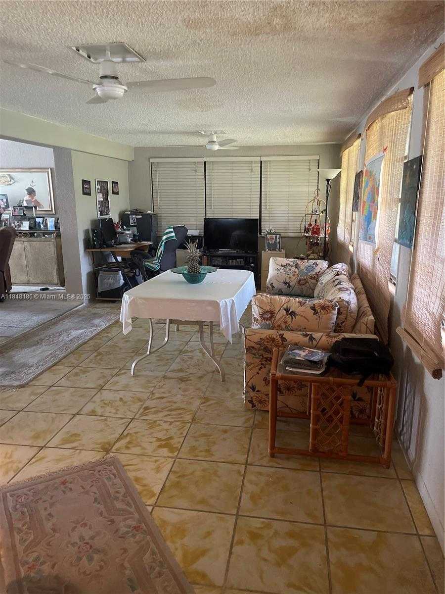 Small Image of 2730 NORTH EAST 8TH ST, Pompano Beach Number 17