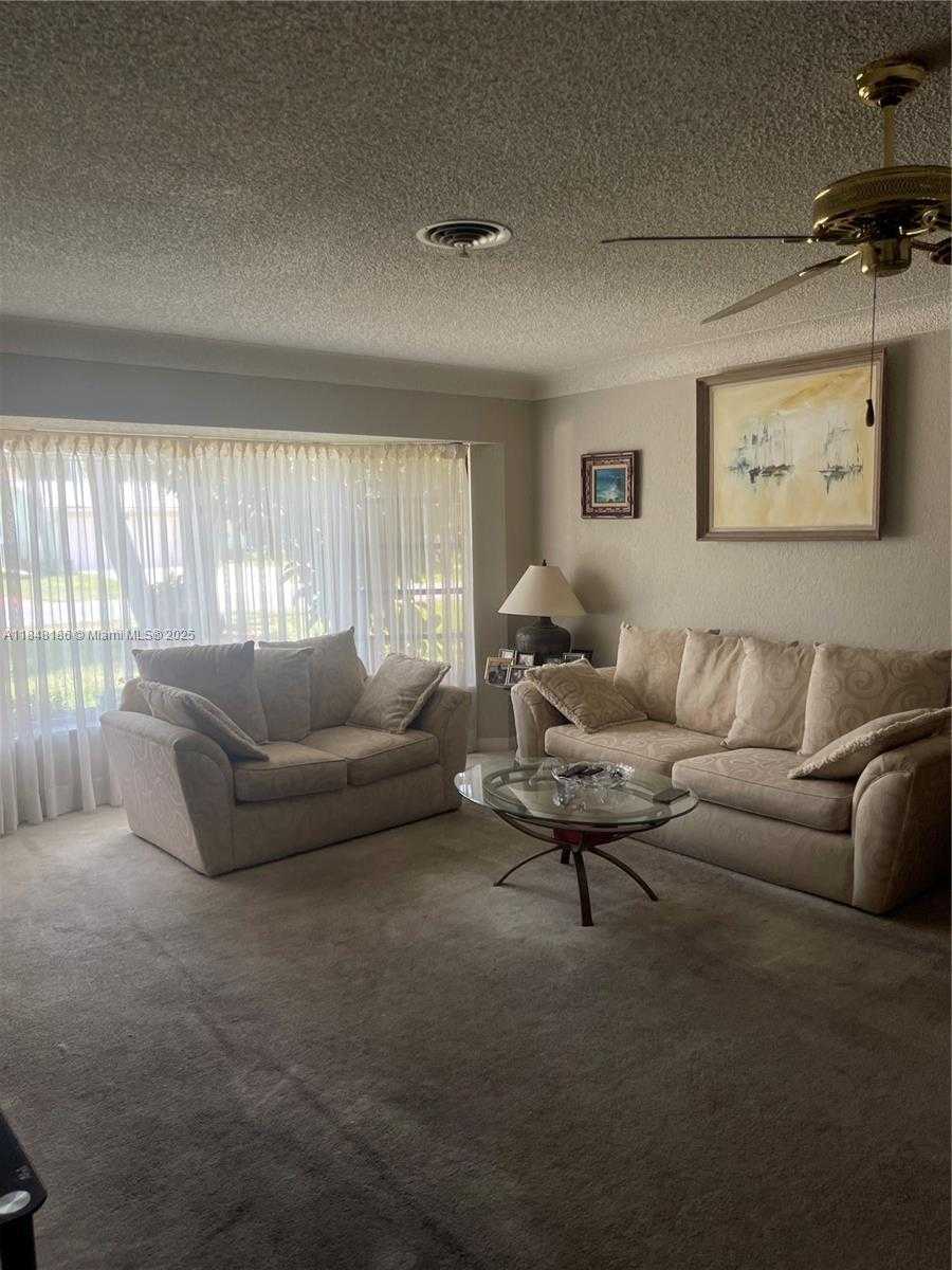 Small Image of 2730 NORTH EAST 8TH ST, Pompano Beach Number 2