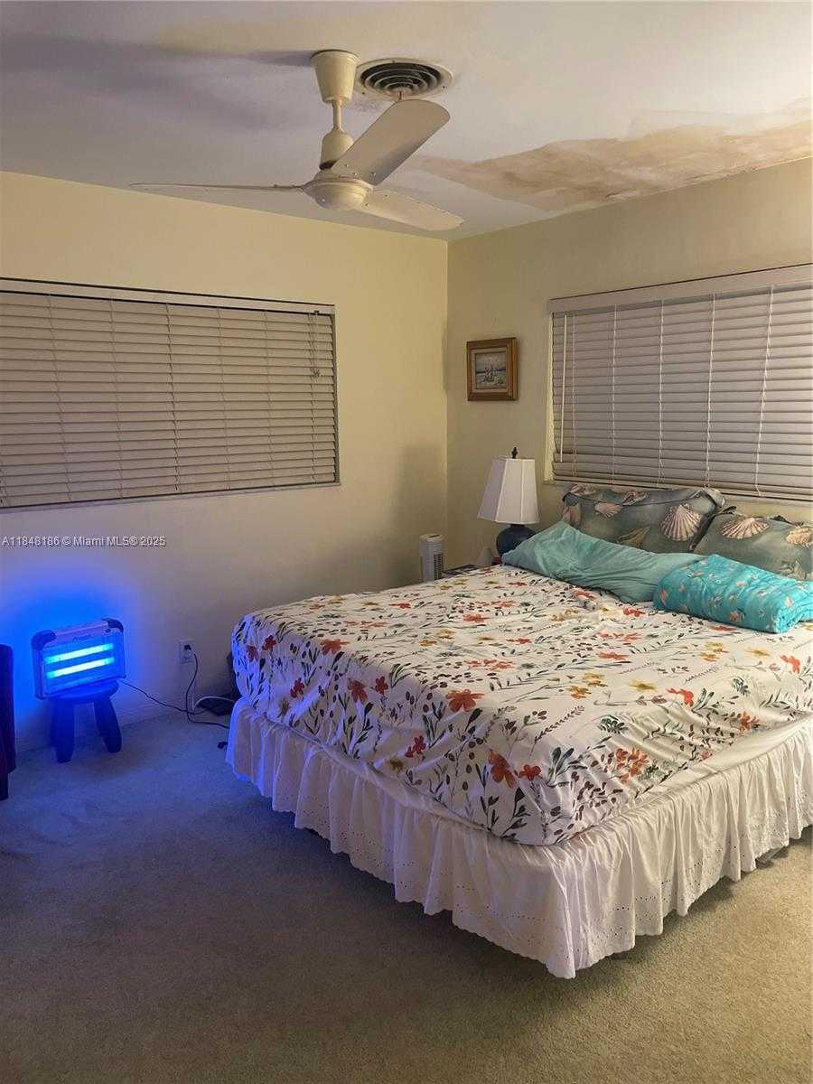 Small Image of 2730 NORTH EAST 8TH ST, Pompano Beach Number 21