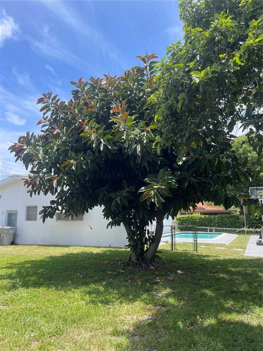Small Image of 2730 NORTH EAST 8TH ST, Pompano Beach Number 28