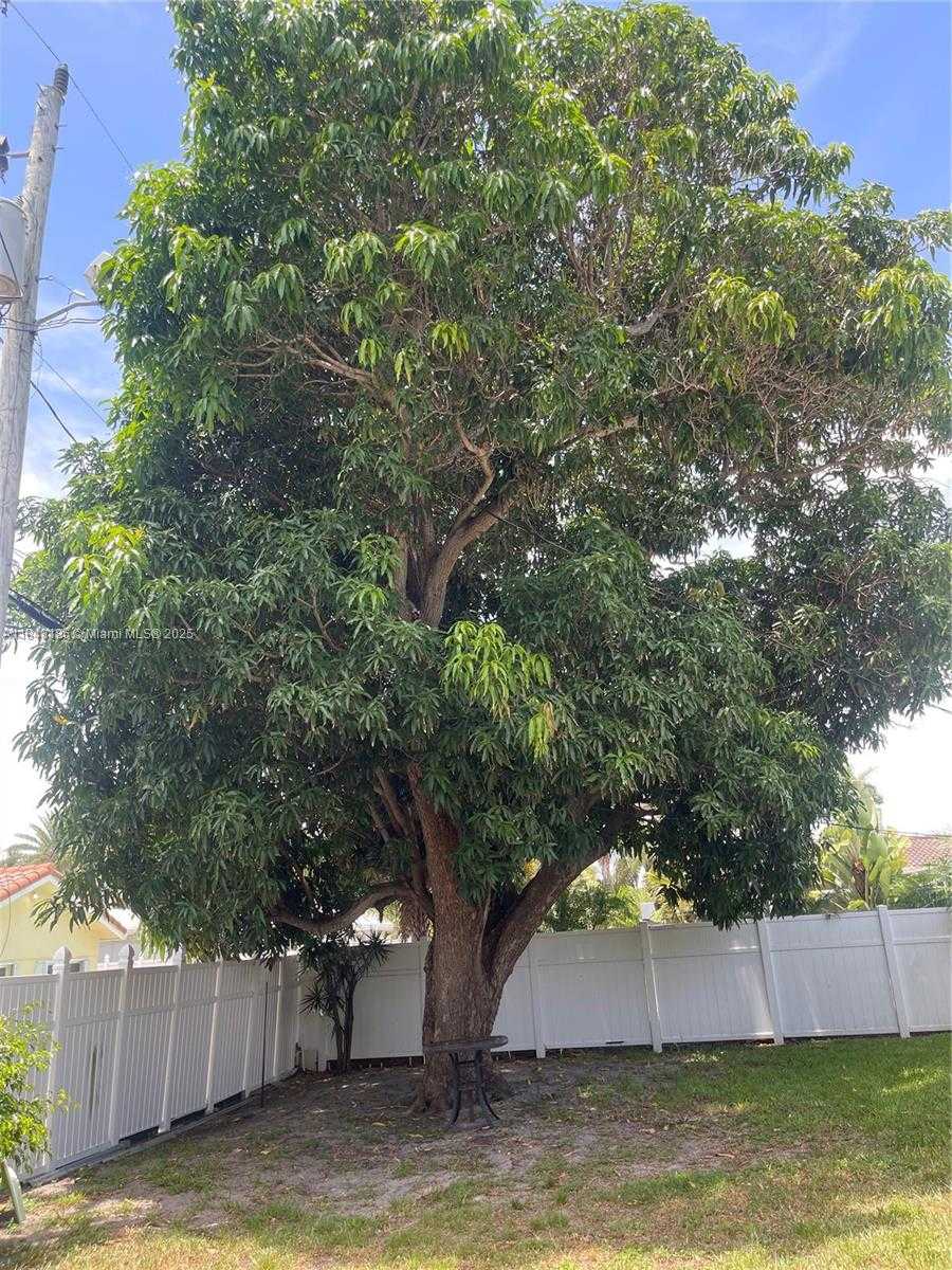 Small Image of 2730 NORTH EAST 8TH ST, Pompano Beach Number 31