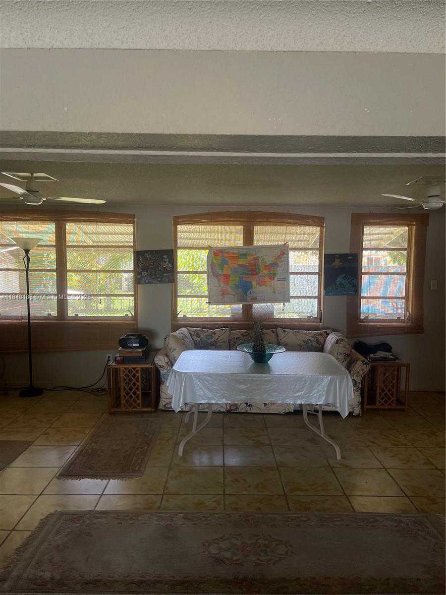 Small Image of 2730 NORTH EAST 8TH ST, Pompano Beach Number 6