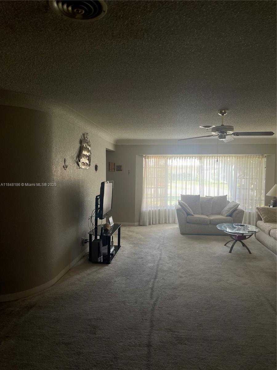 Small Image of 2730 NORTH EAST 8TH ST, Pompano Beach Number 7