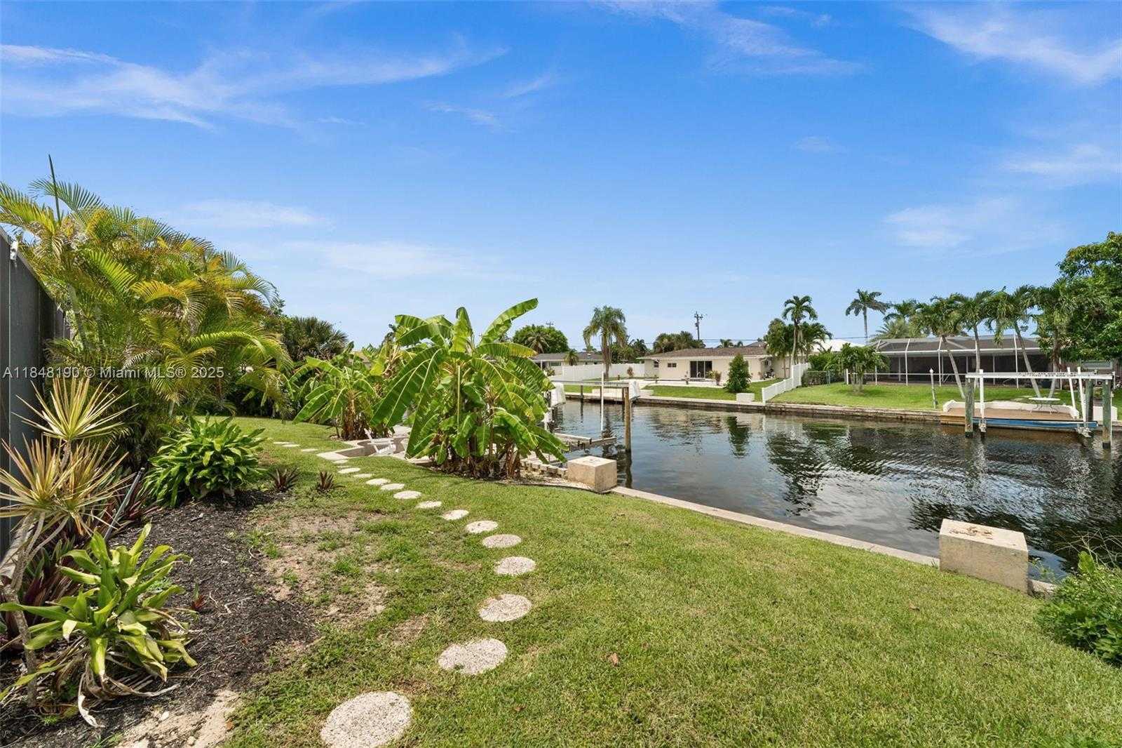 Small Image of 5122 SW 3RD AVE, Cape Coral Number 26