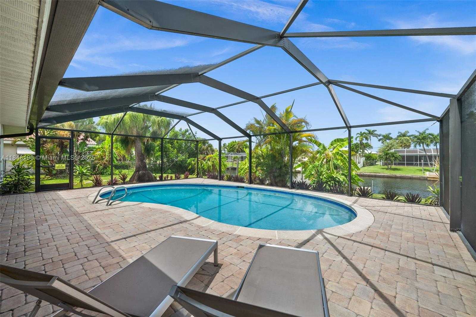 Small Image of 5122 SW 3RD AVE, Cape Coral Number 3