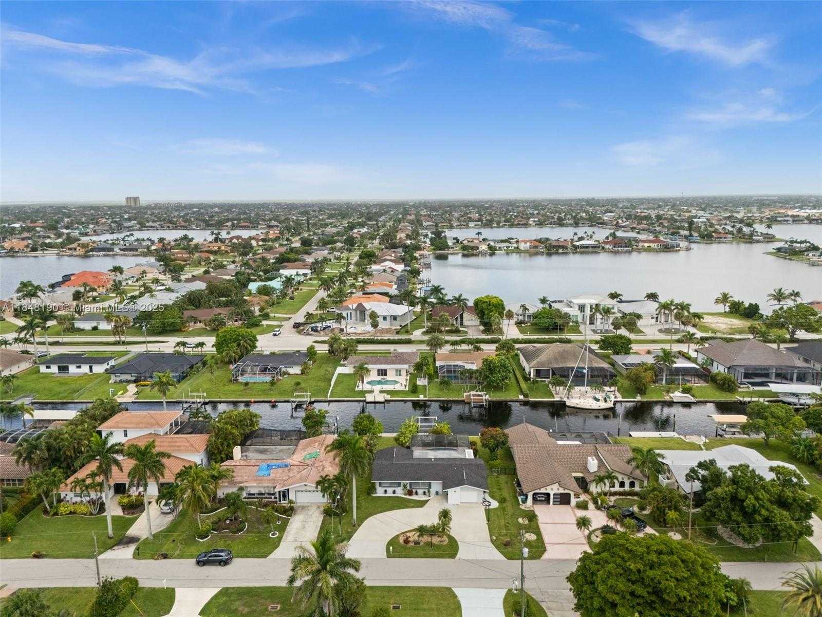 Small Image of 5122 SW 3RD AVE, Cape Coral Number 31