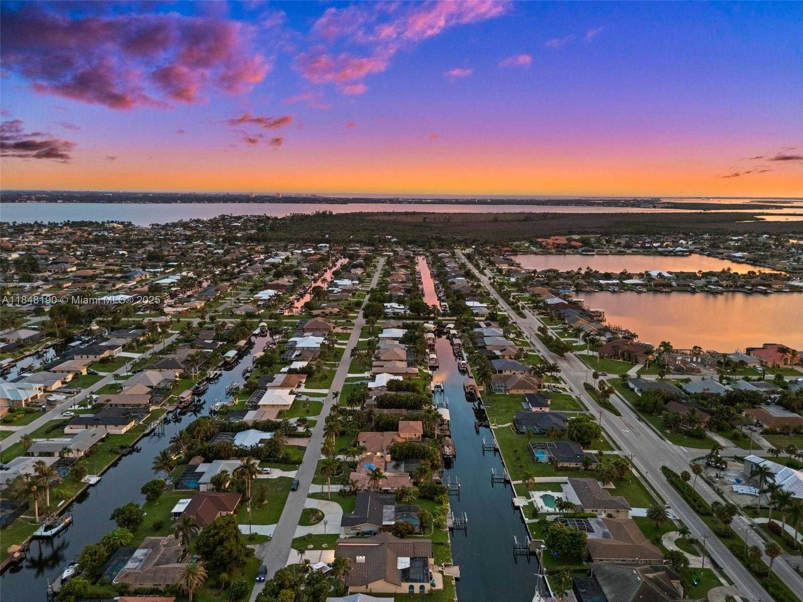 Small Image of 5122 SW 3RD AVE, Cape Coral Number 34