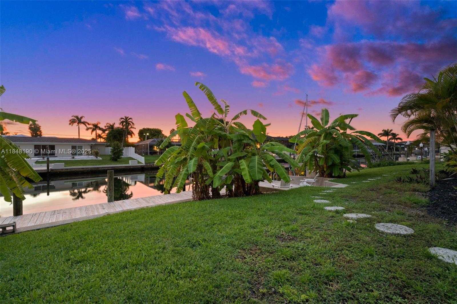 Small Image of 5122 SW 3RD AVE, Cape Coral Number 43