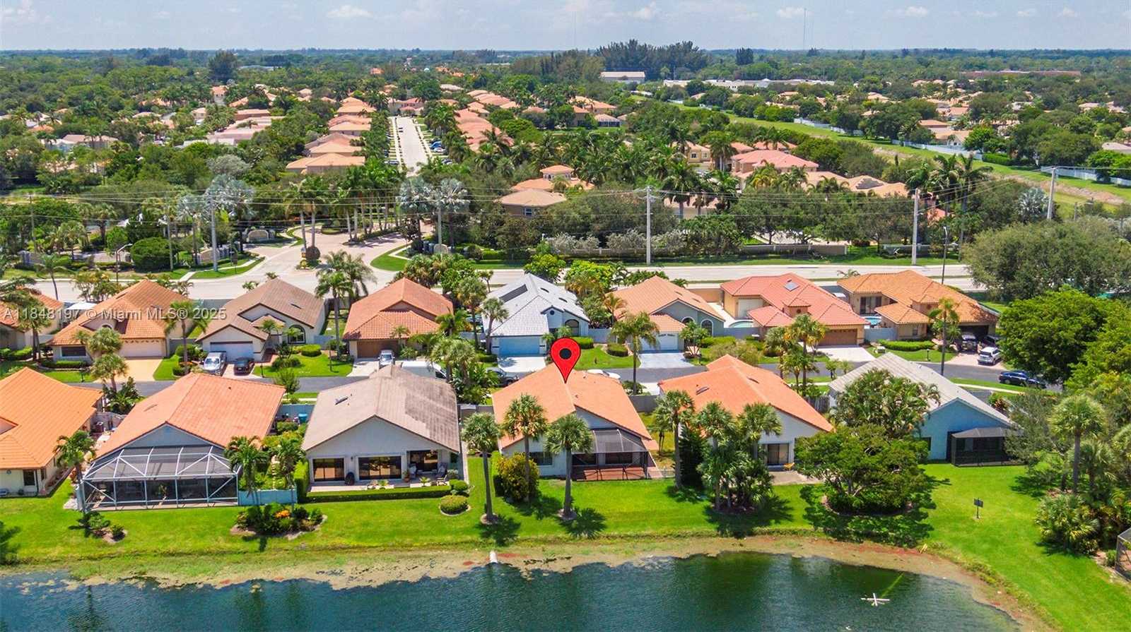 Small Image of 146 EXECUTIVE CIR, Boynton Beach Number 2