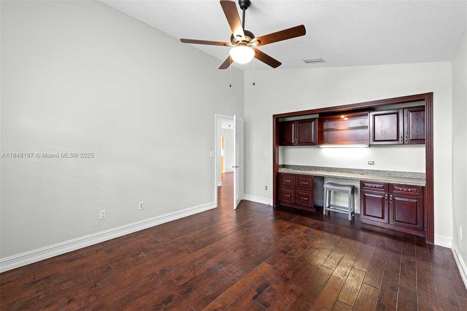 Small Image of 146 EXECUTIVE CIR, Boynton Beach Number 21