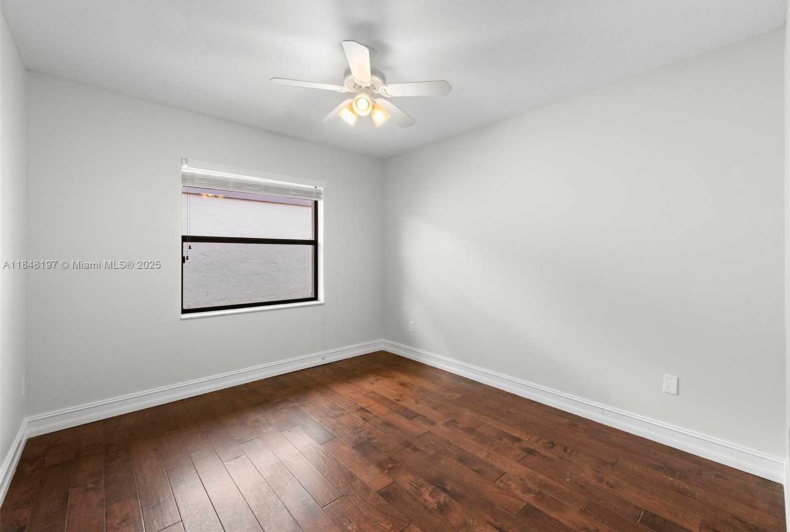 Small Image of 146 EXECUTIVE CIR, Boynton Beach Number 22