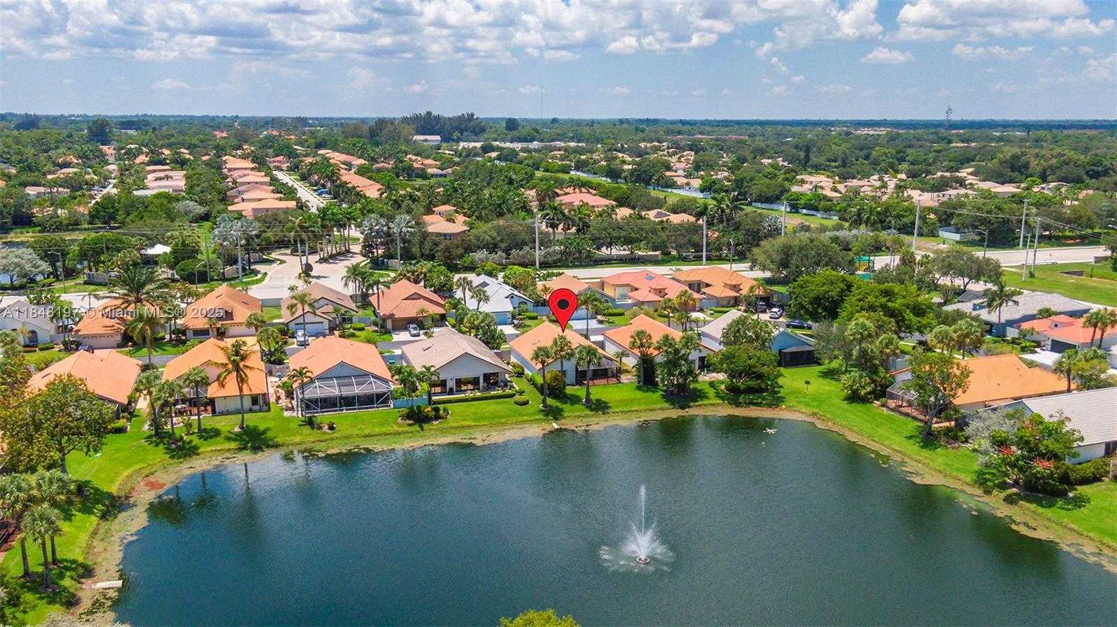 Small Image of 146 EXECUTIVE CIR, Boynton Beach Number 34