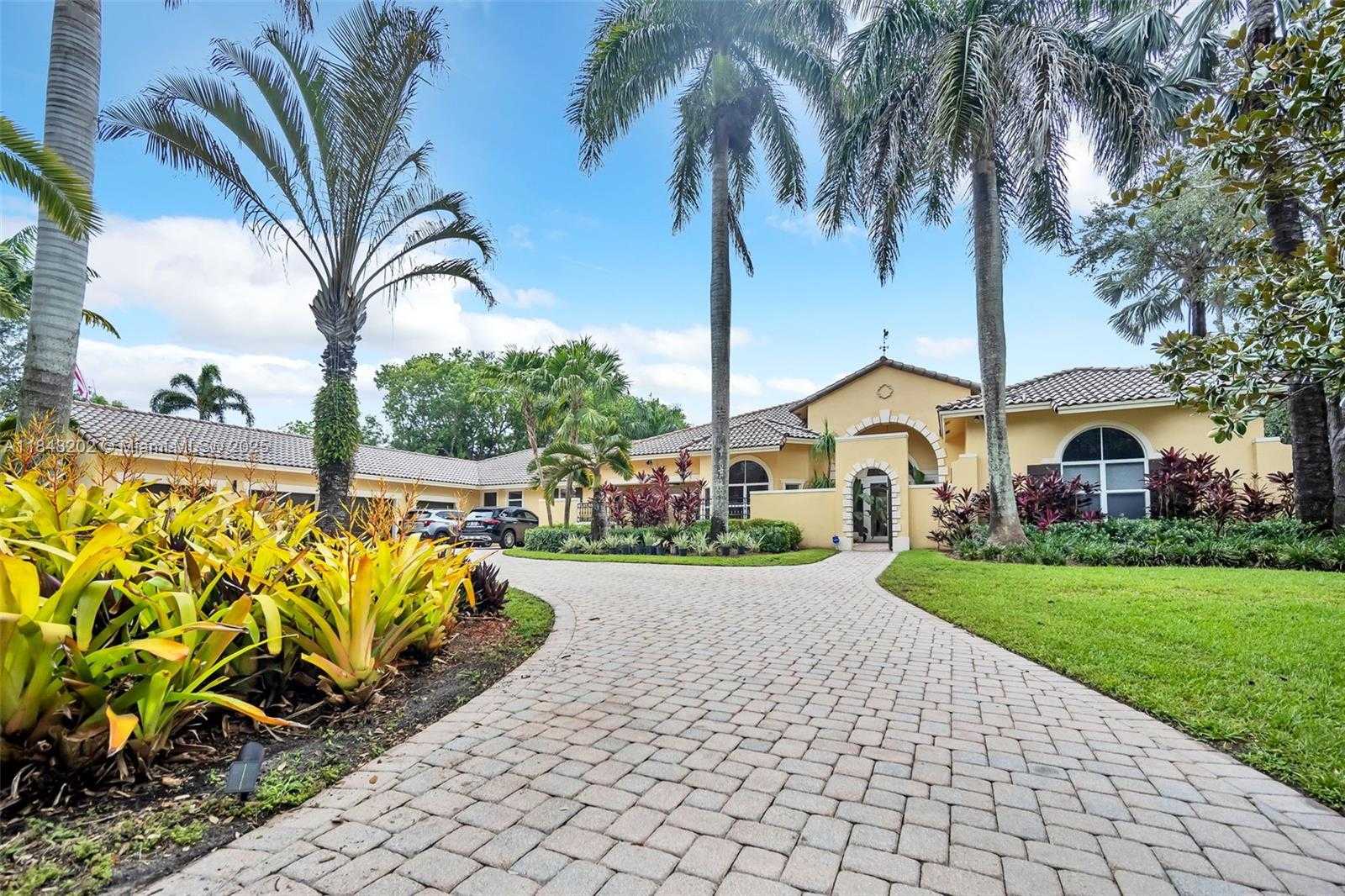 Small Image of 14211 SUNSET LN, Southwest Ranches Number 10