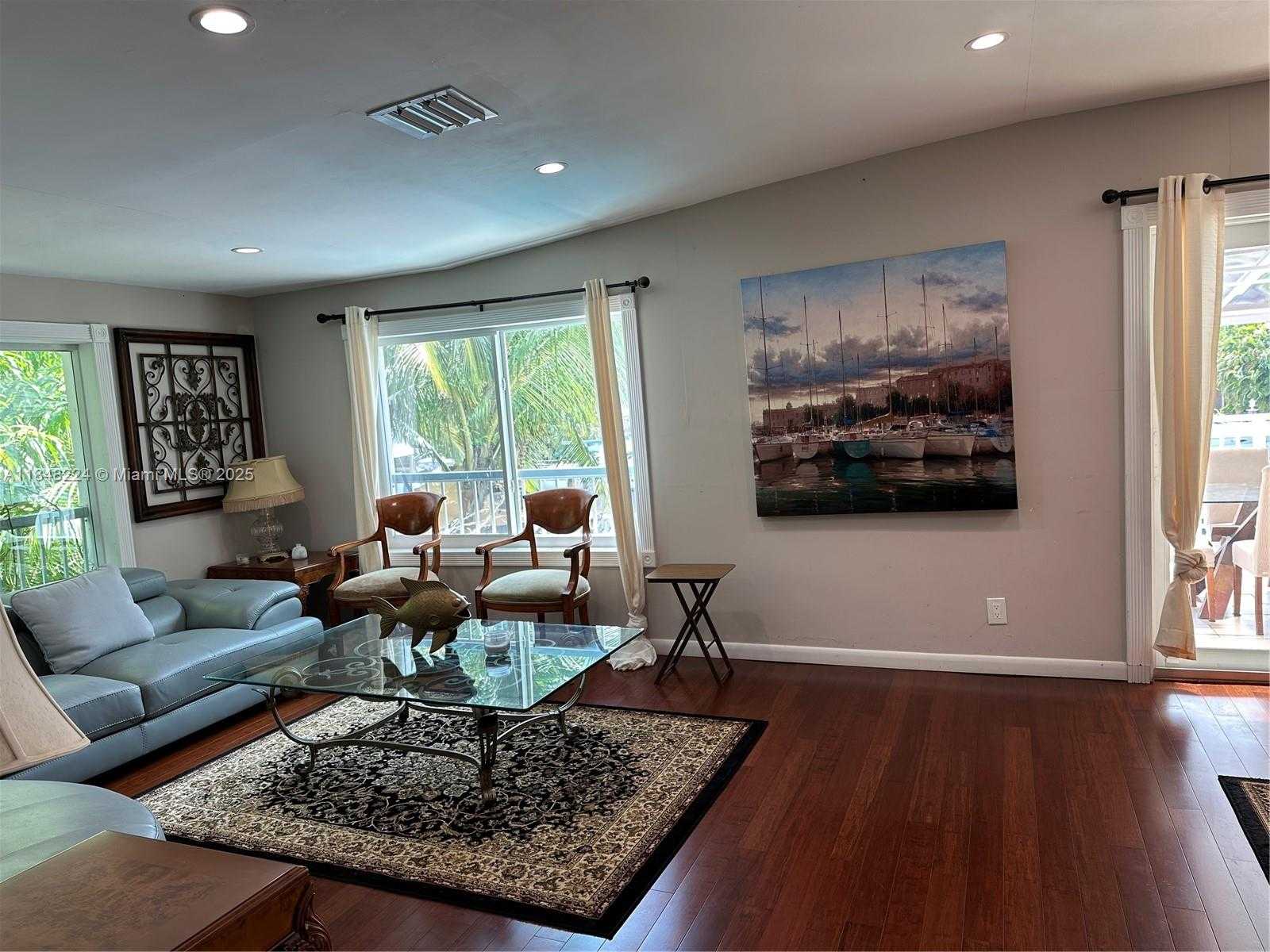 Small Image of 1524 ARGYLE DR, Fort Lauderdale Number 31