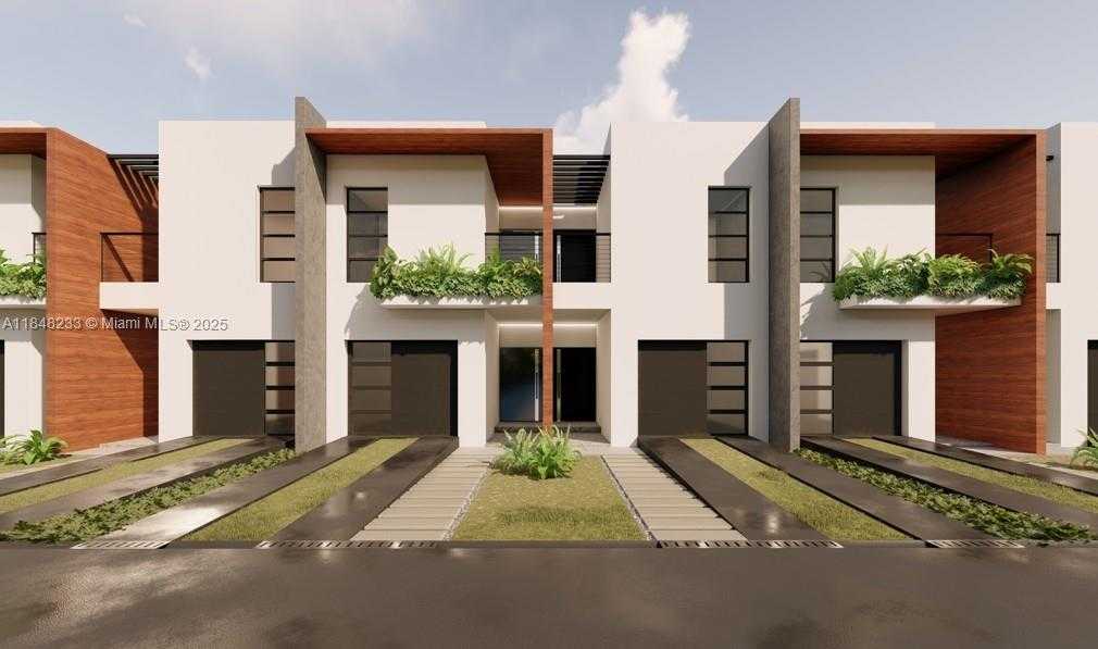 Small Image of 2447 PIERCE ST, Hollywood Number 3