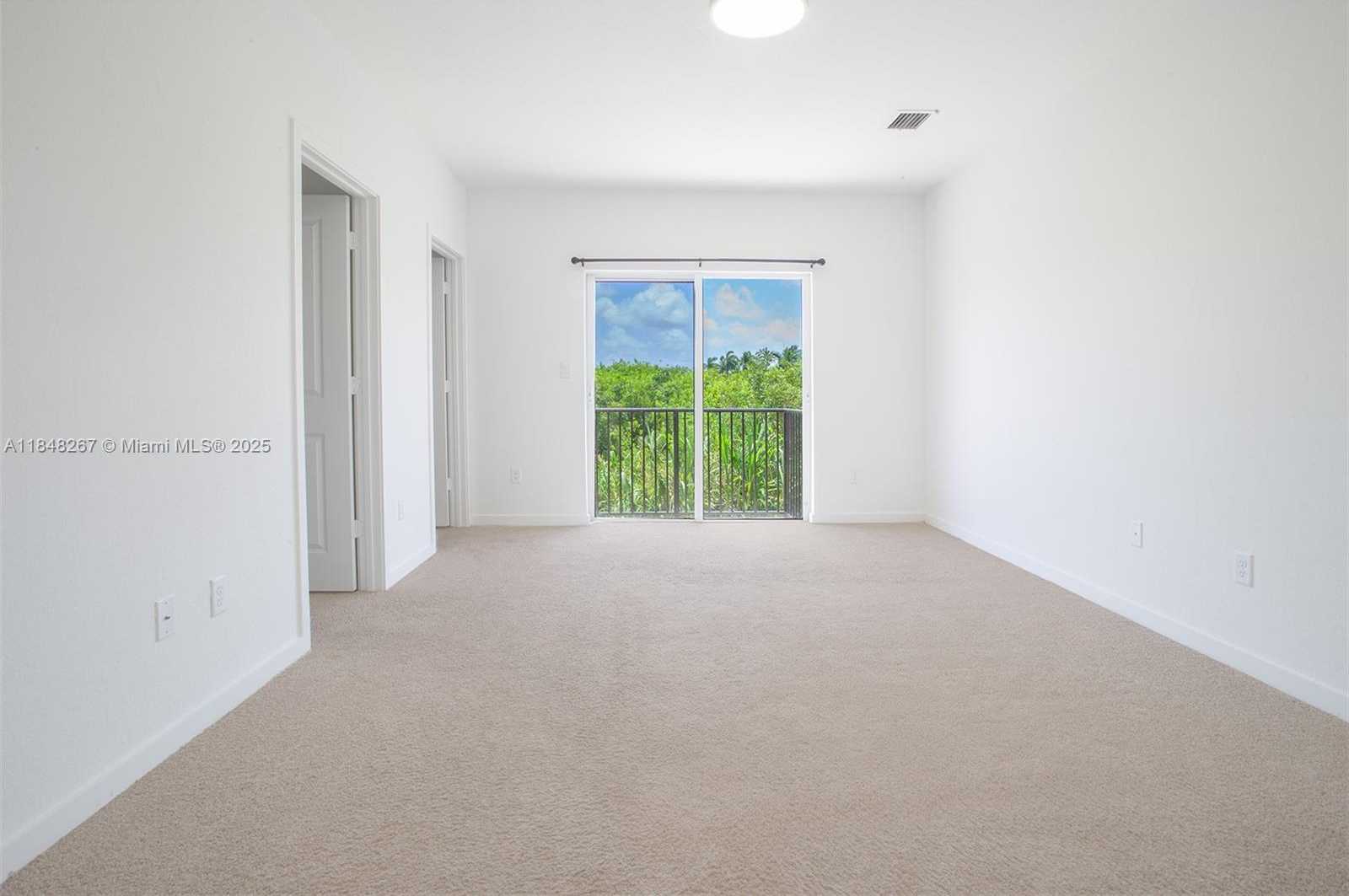 Small Image of 846 SOUTH EAST 19TH ST, Homestead Number 23