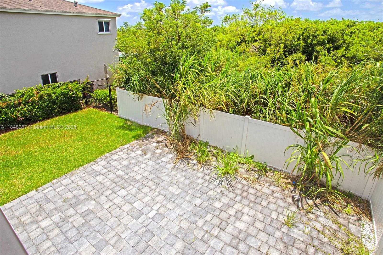 Small Image of 846 SOUTH EAST 19TH ST, Homestead Number 30