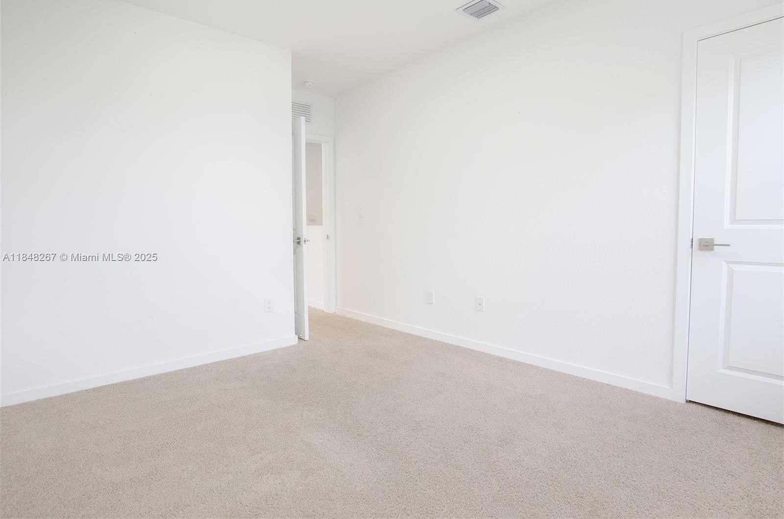 Small Image of 846 SOUTH EAST 19TH ST, Homestead Number 42
