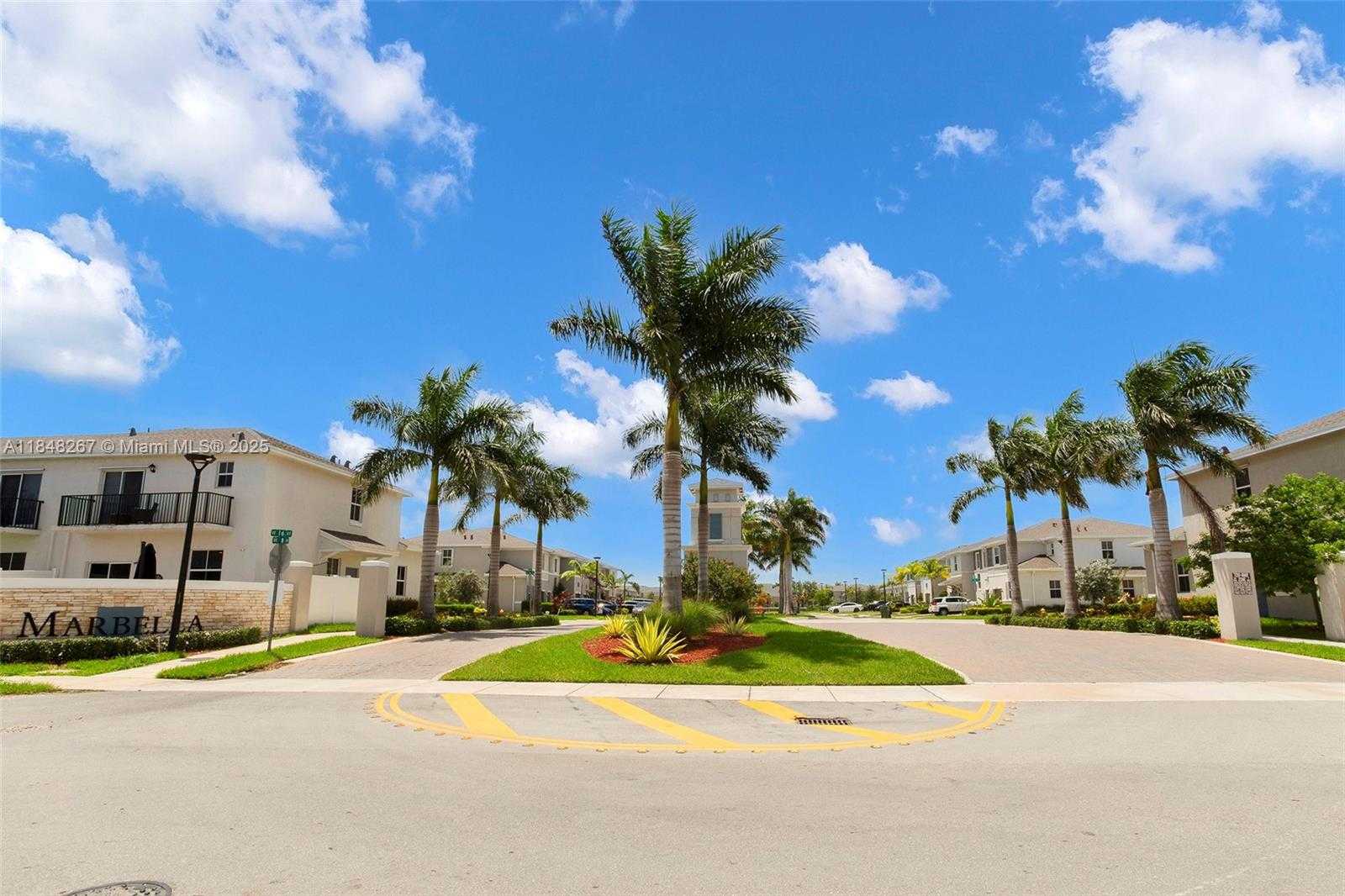 Small Image of 846 SOUTH EAST 19TH ST, Homestead Number 48