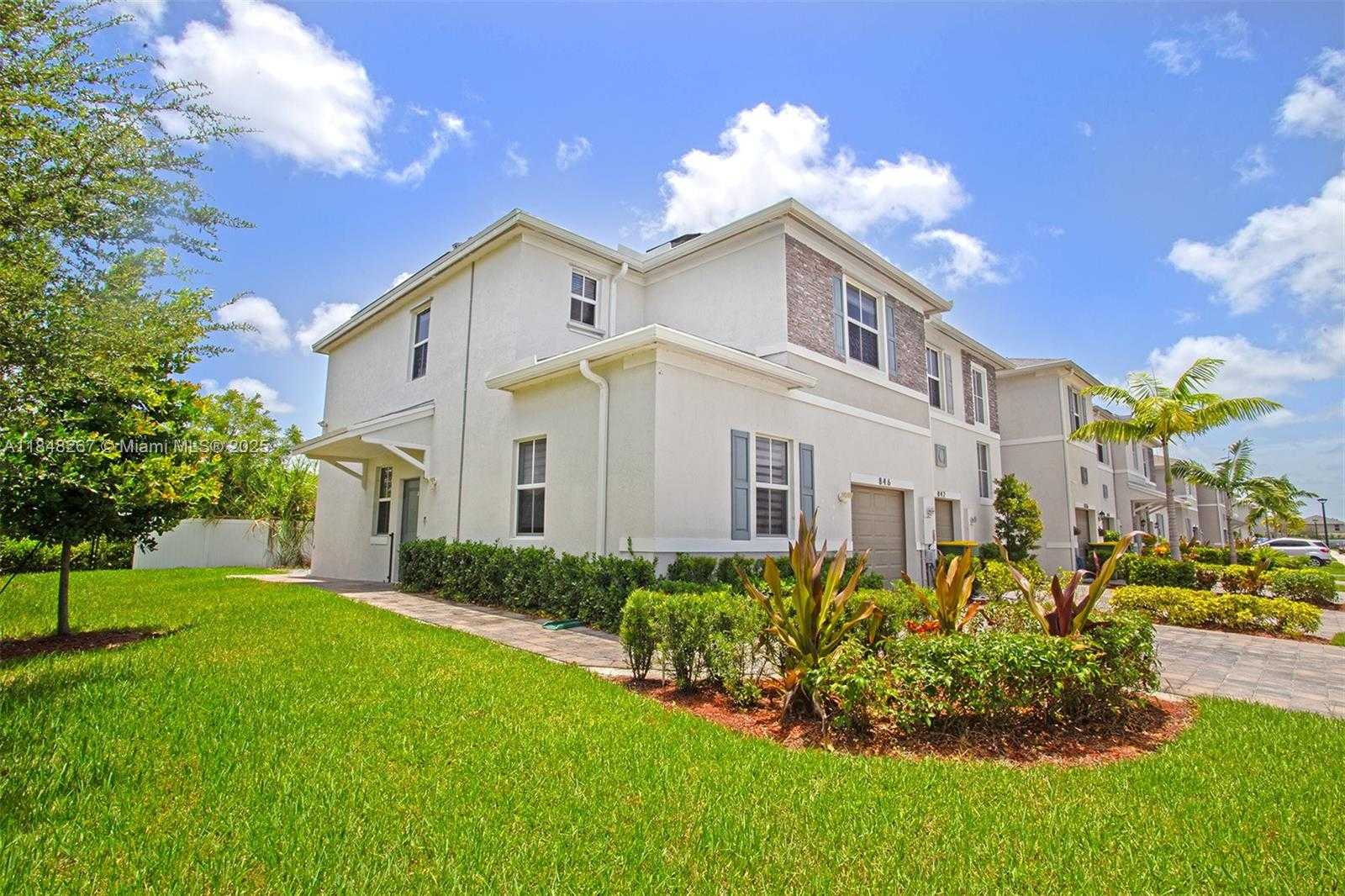 Small Image of 846 SOUTH EAST 19TH ST, Homestead Number 52