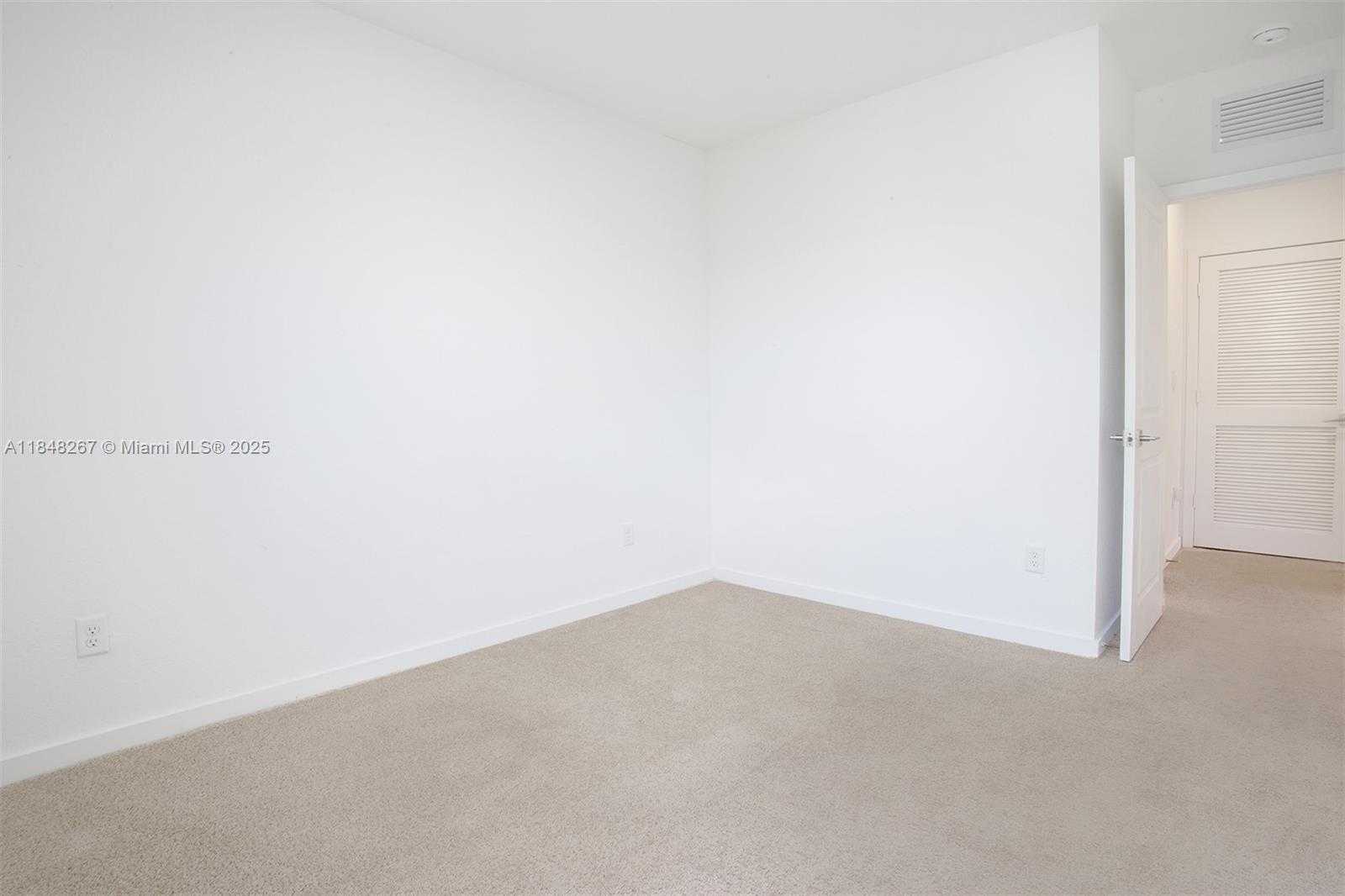Small Image of 846 SOUTH EAST 19TH ST, Homestead Number 56