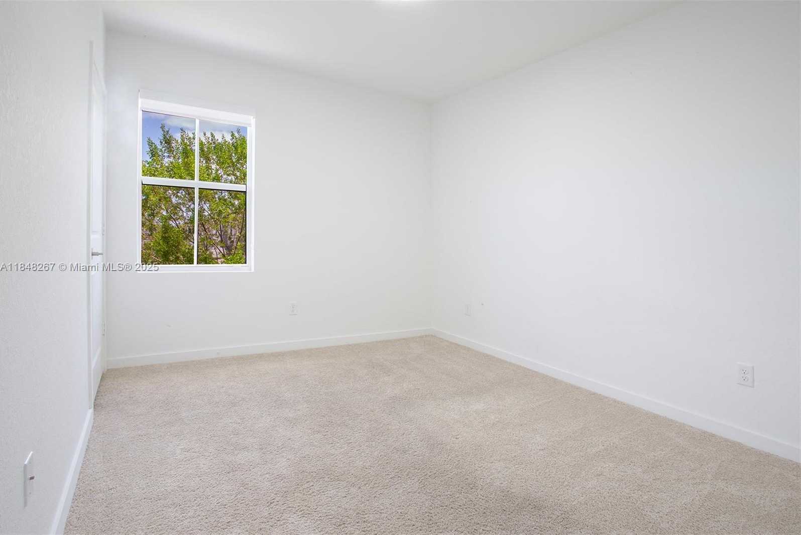 Small Image of 846 SOUTH EAST 19TH ST, Homestead Number 57
