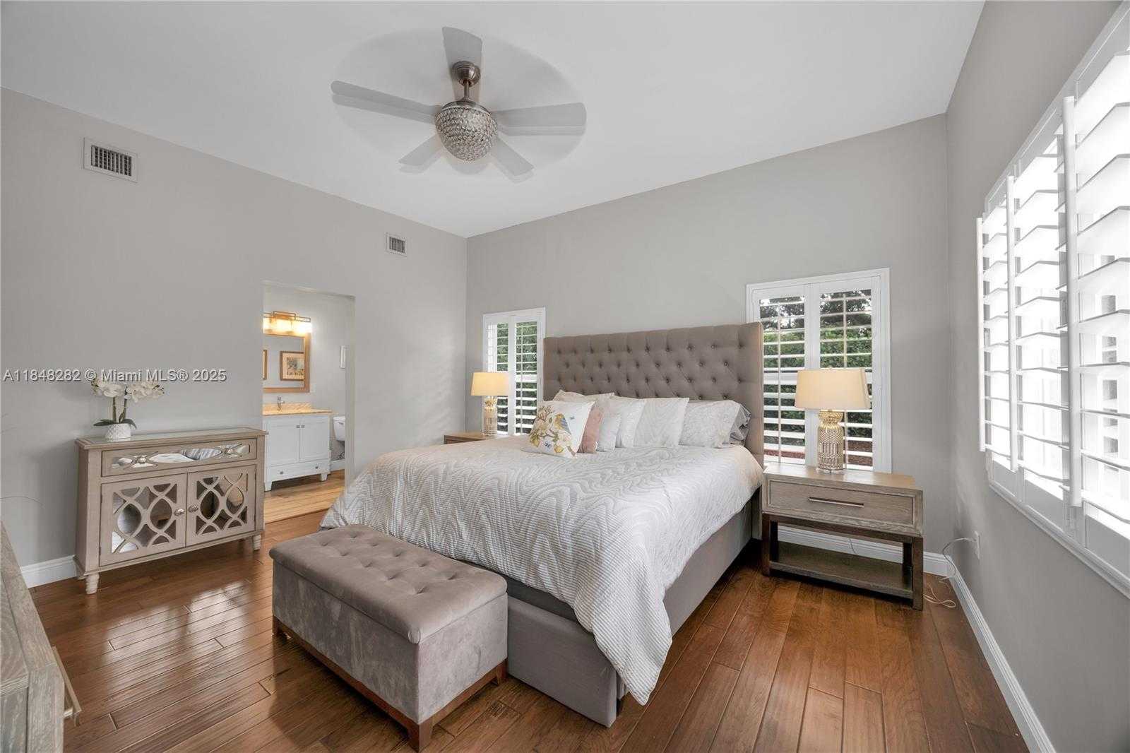 Small Image of 6020 SOUTH WEST 46TH ST, Miami Number 13
