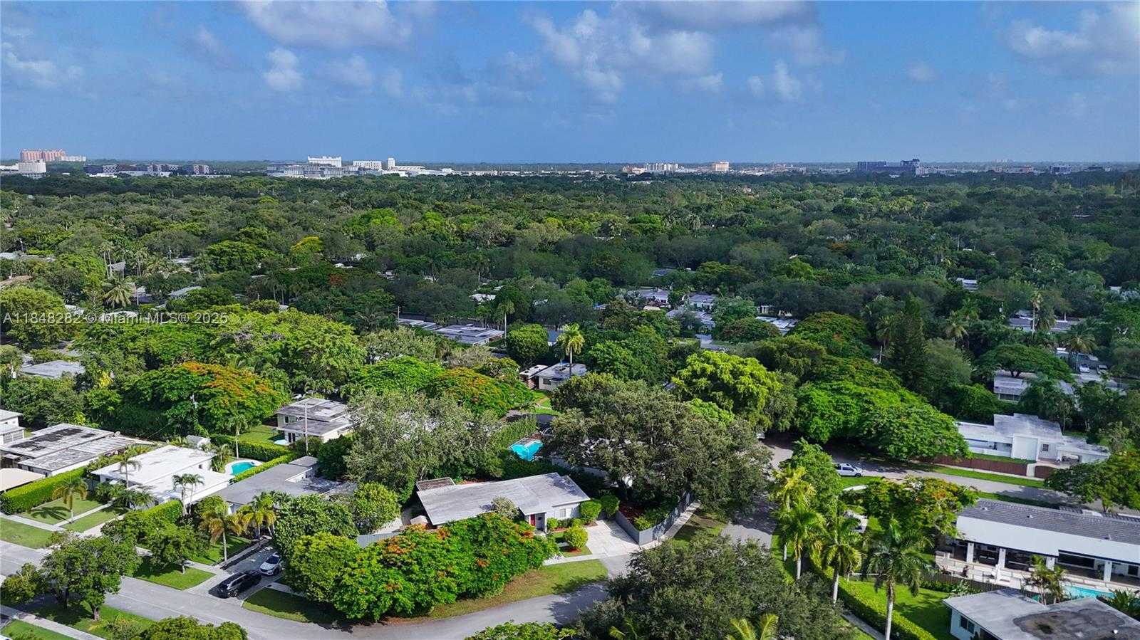 Small Image of 6020 SOUTH WEST 46TH ST, Miami Number 32
