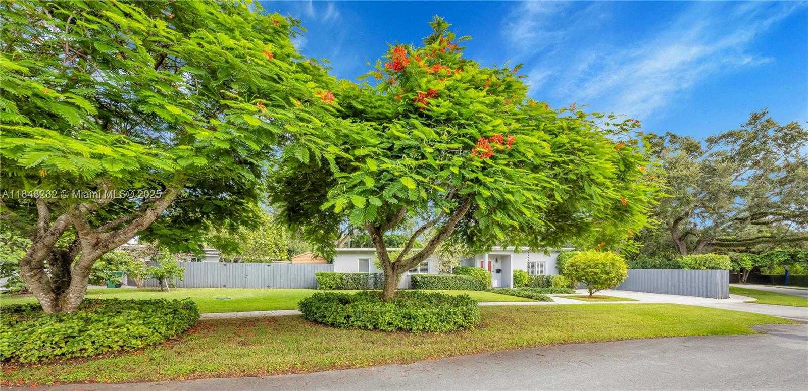 Small Image of 6020 SOUTH WEST 46TH ST, Miami Number 38