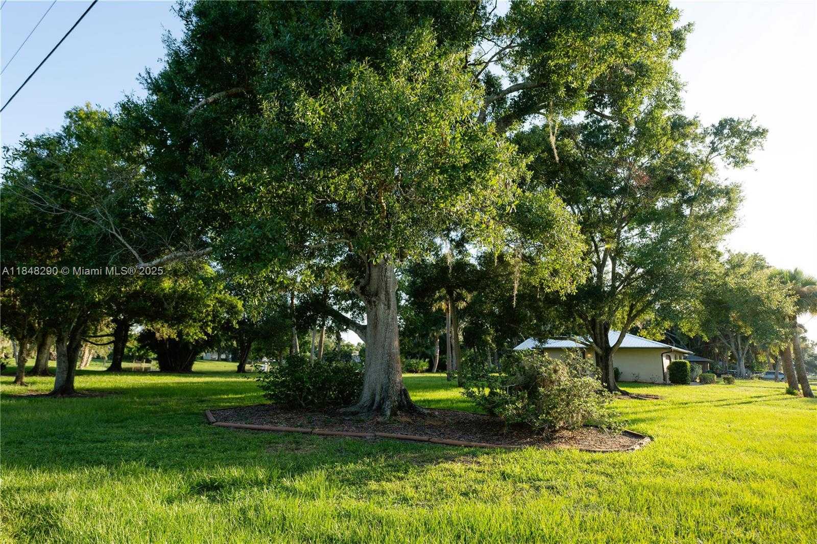 Small Image of 8103 SANTA CLARA BLVD, Fort Pierce Number 27